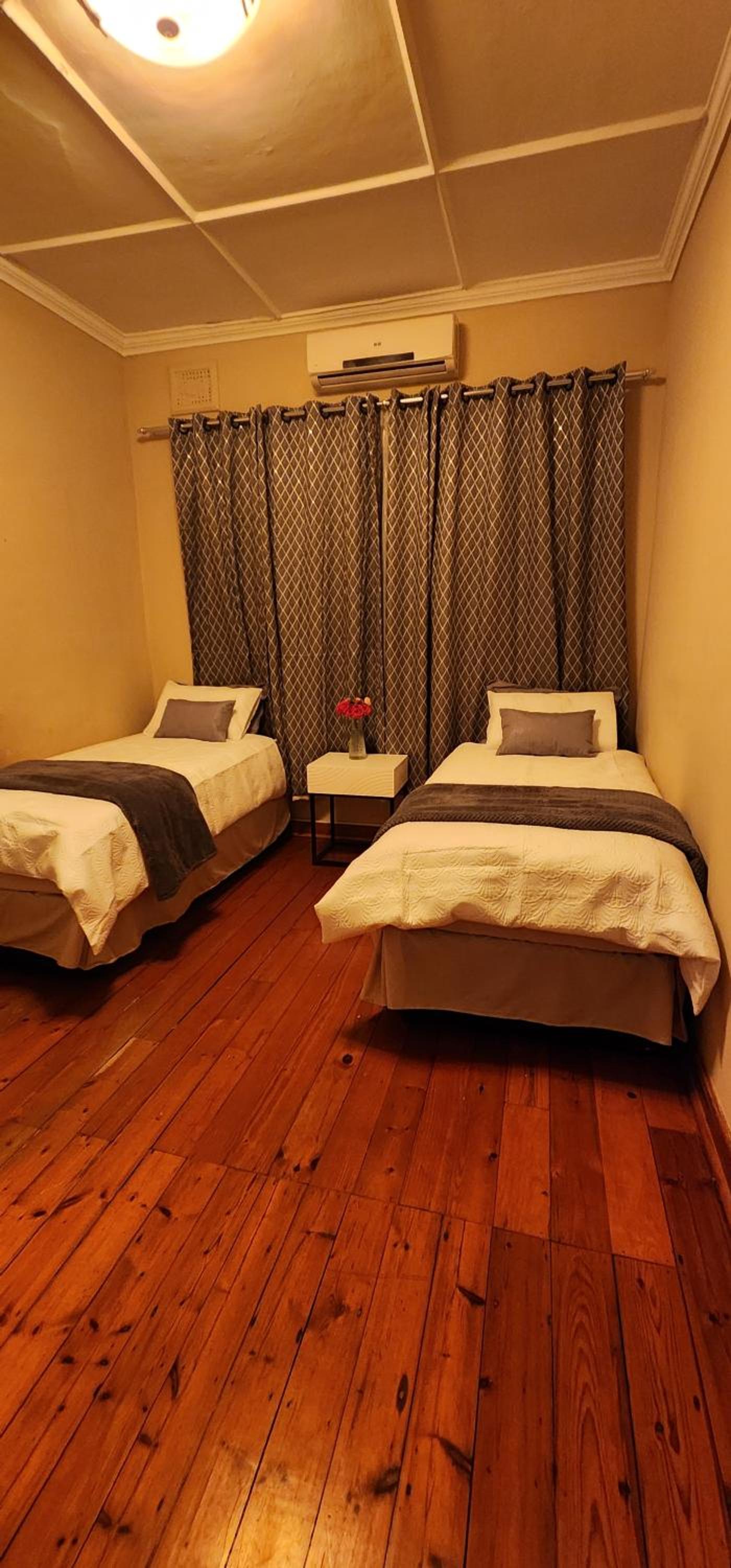 Zopry's Guest House
