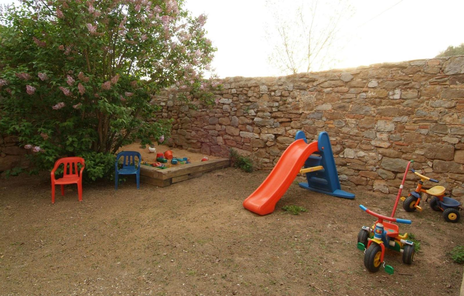 Photo 28