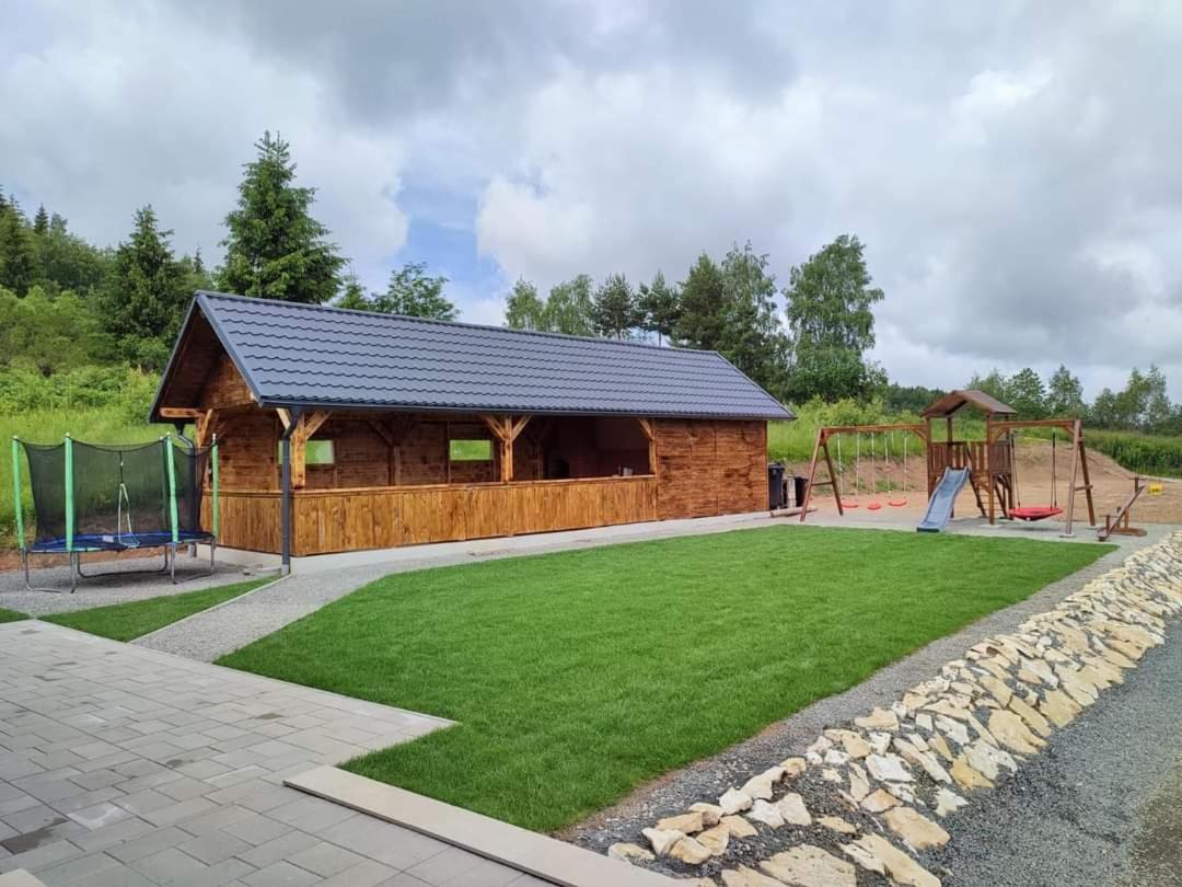 Infinity Cabin