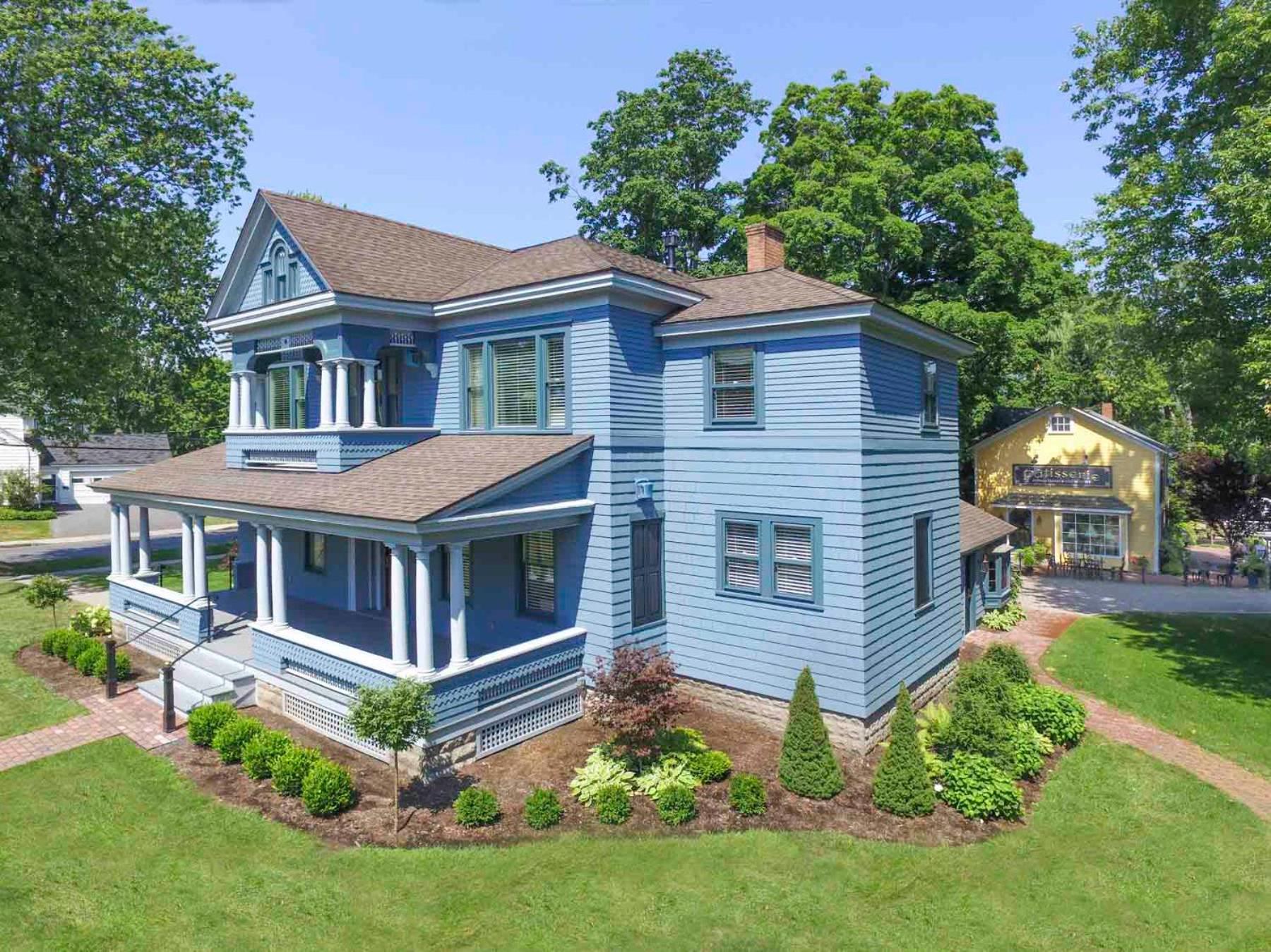 Hannum House view 2