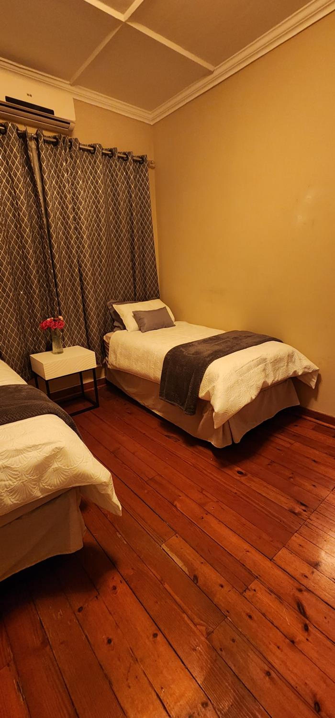 Zopry's Guest House