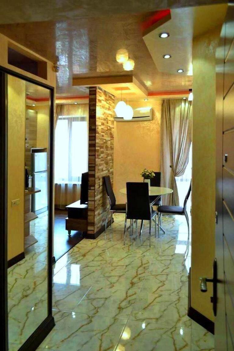 Republic Square, Charming Balcony Apartment in City Center, Best Location!