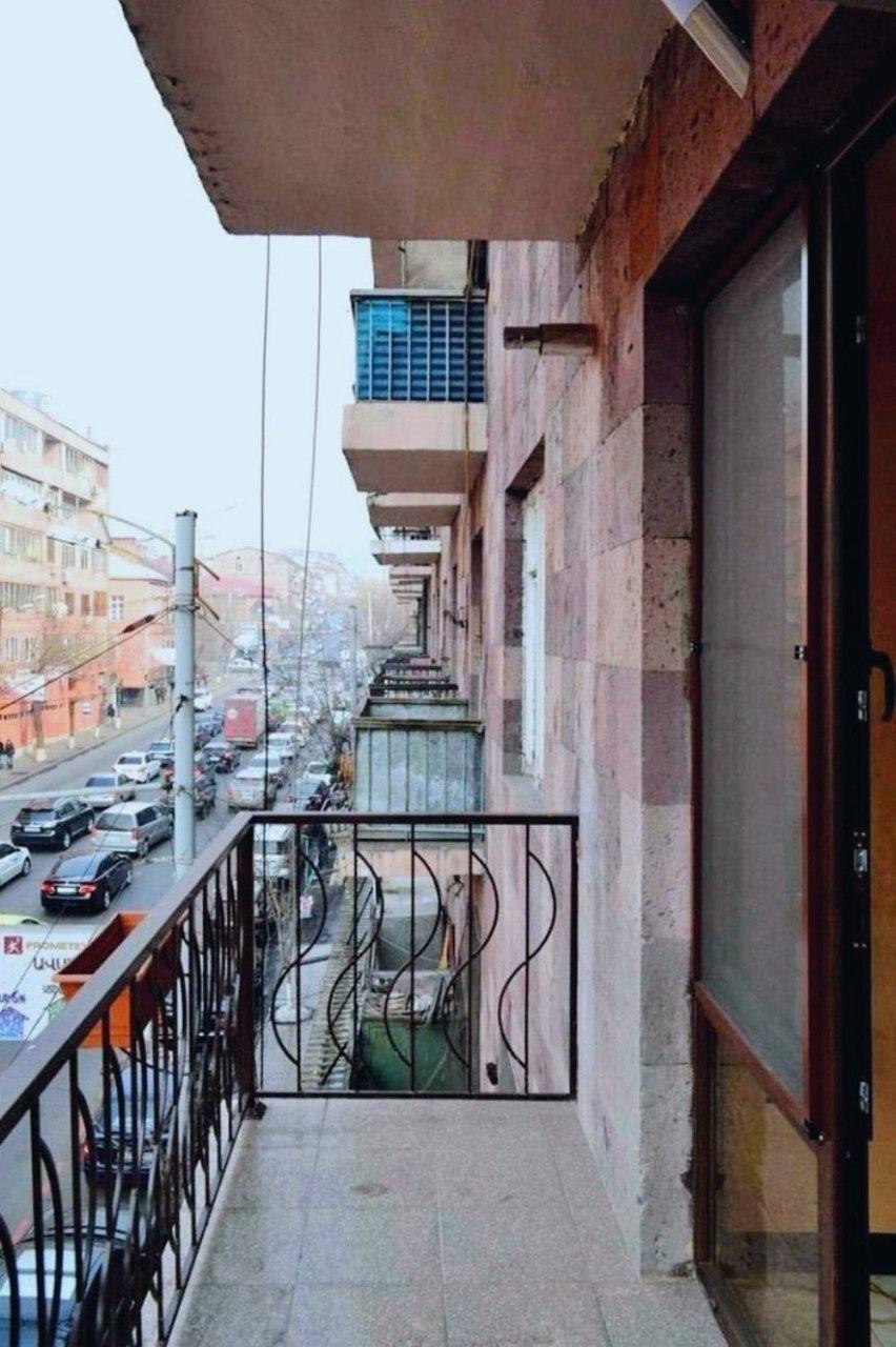 Republic Square, Charming Balcony Apartment in City Center, Best Location!