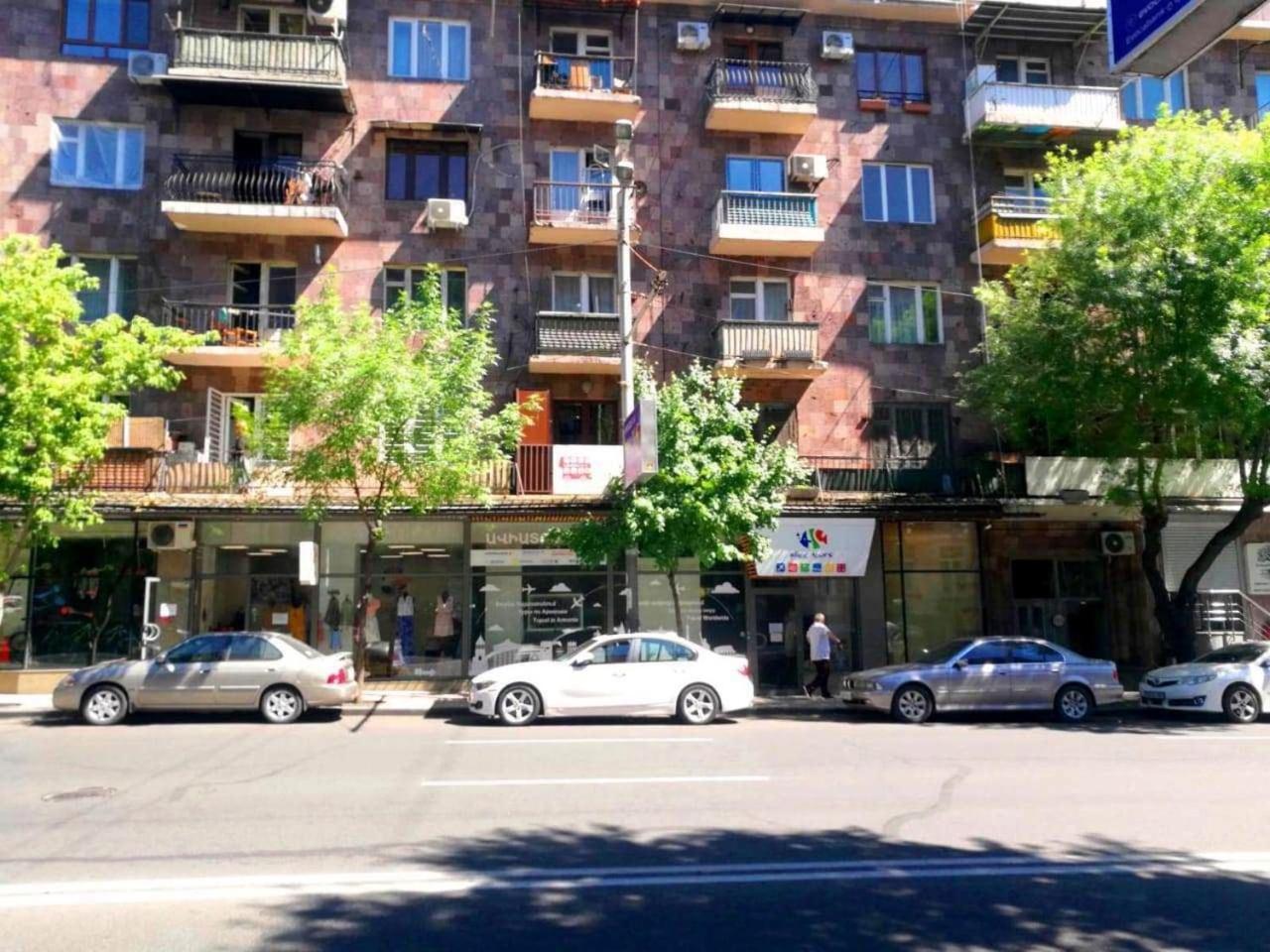 Republic Square, Charming Balcony Apartment in City Center, Best Location!