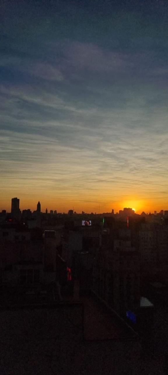 Obelisco Sunset Apart 820