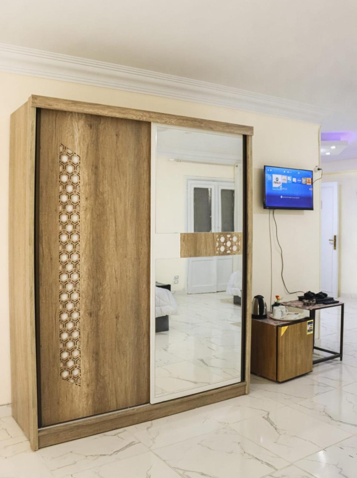 Royal Pyramids Museum Guest House
