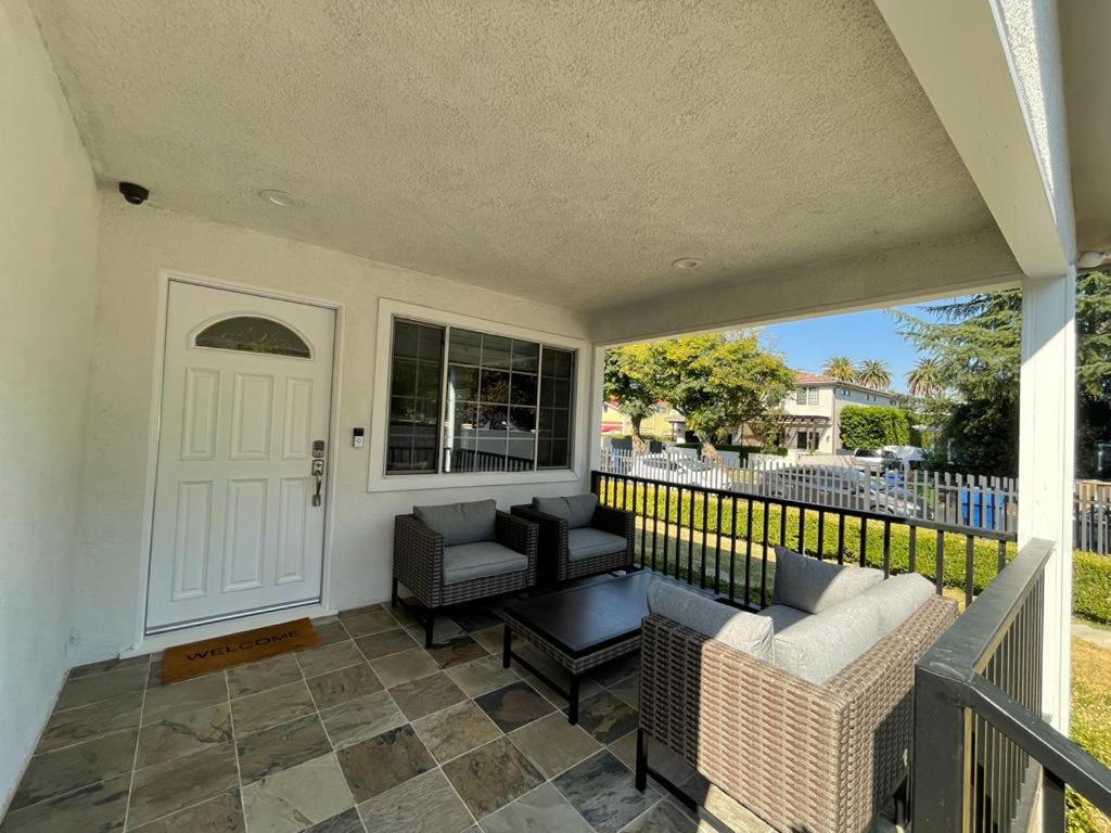 Charming Bright Traditional Home in Sherman Oaks