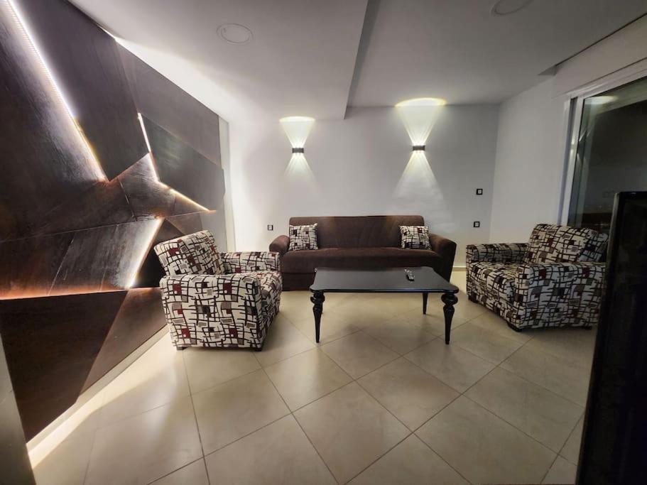 Hotel Elegance Ajanif Apparte Climatisé Proximité, Confort - Image 1