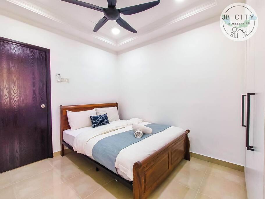 Two-Nine Muslim Villa by RR JBcity