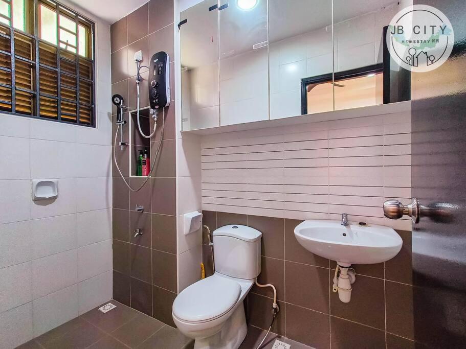 Two-Nine Muslim Villa by RR JBcity