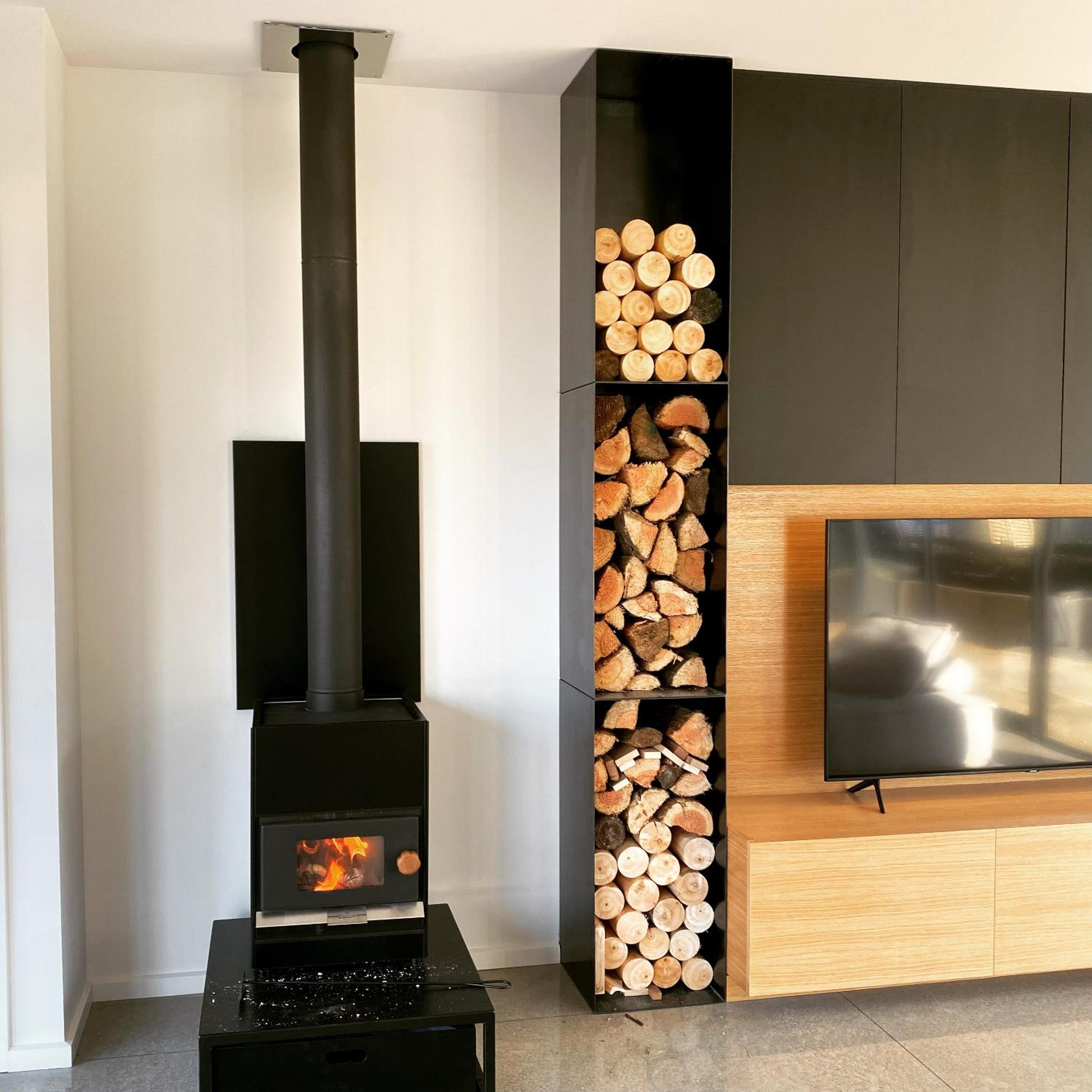 Cosy Kinloch view 5