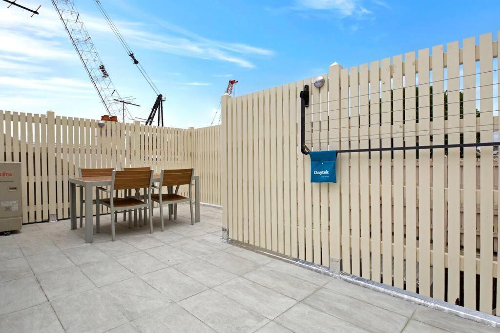 Sydney CBD Waterview Apartment 54A