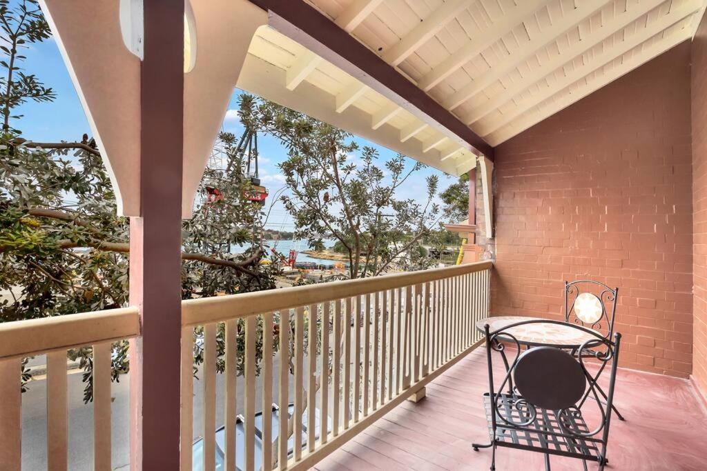 Sydney CBD Waterview Apartment 54A
