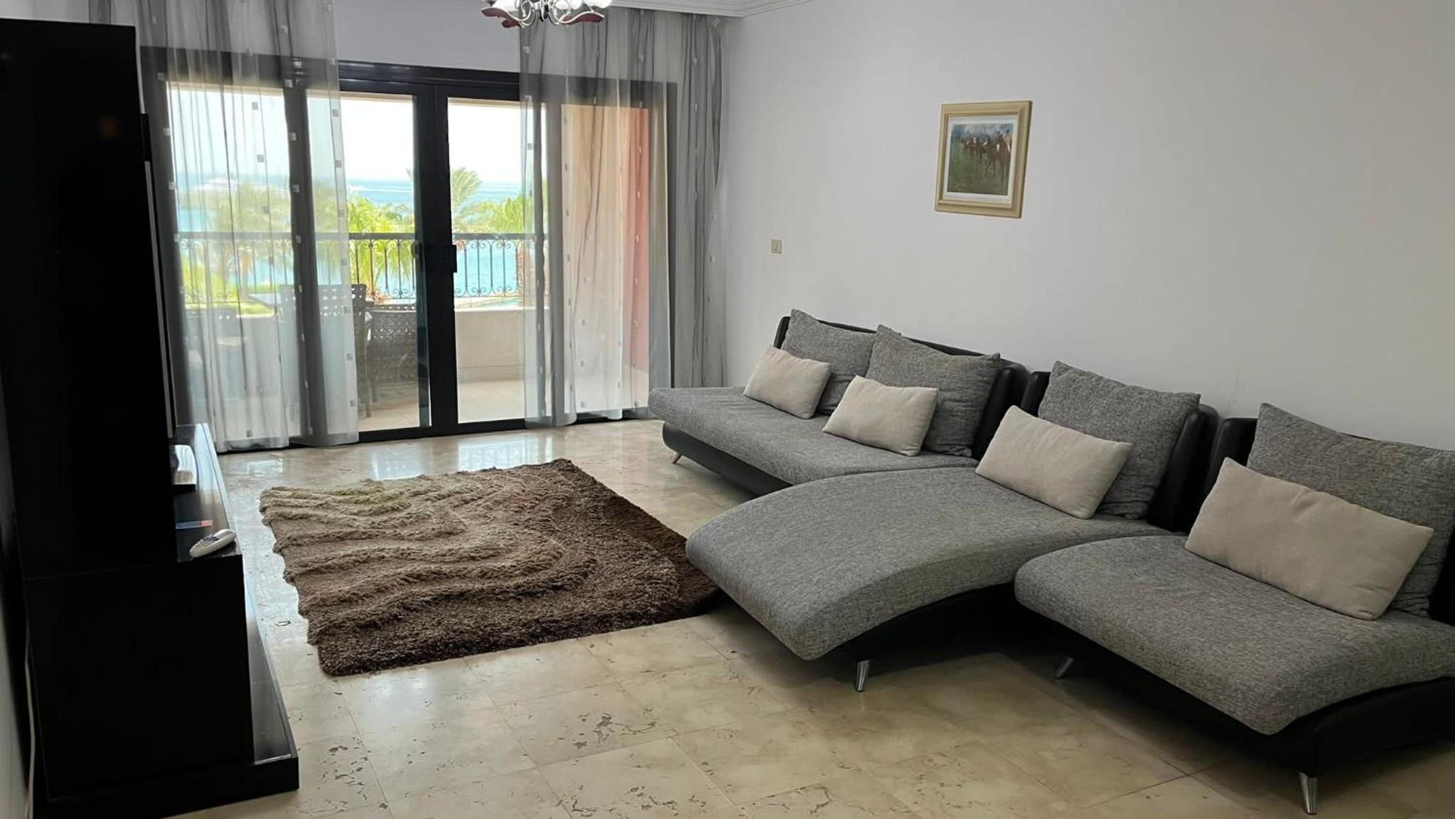 Esplanada hotel Apartments