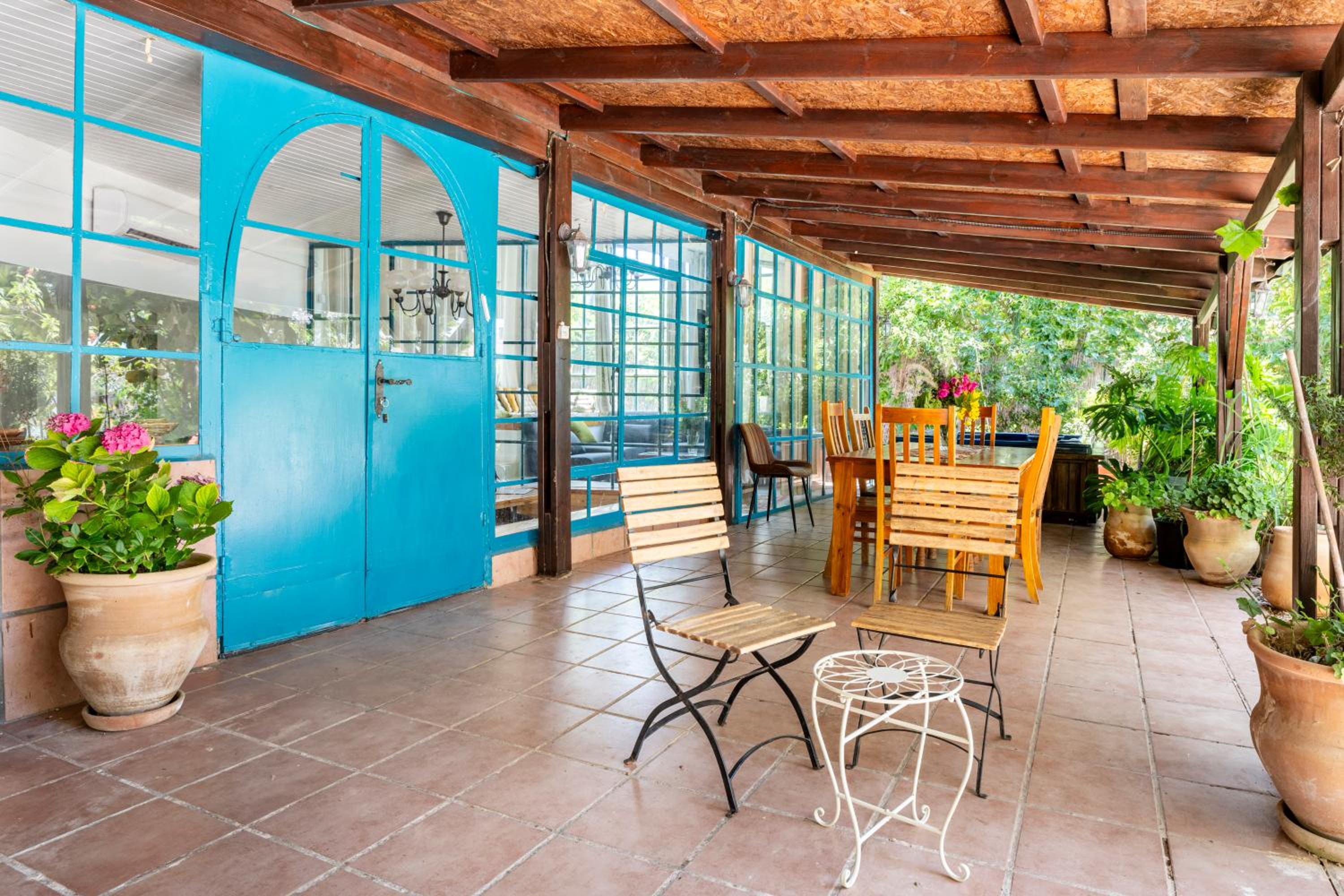 Hotel Tafat's Haven Lodge - Image 1