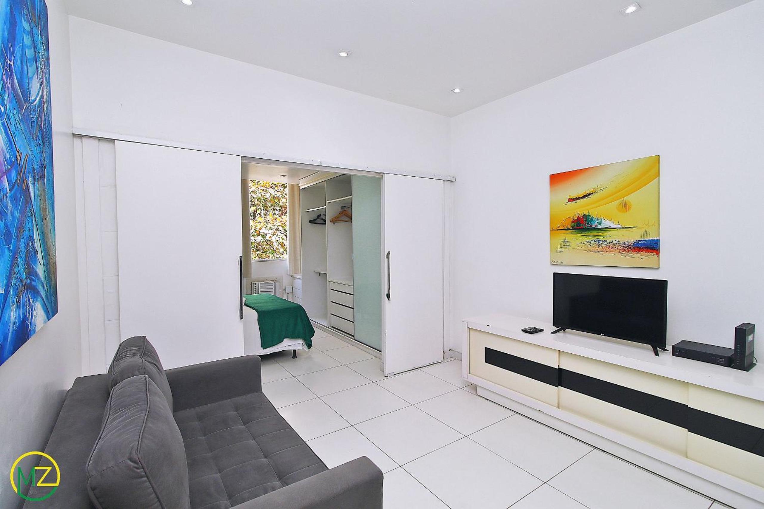 Studio with side view to the sea in Copacabana