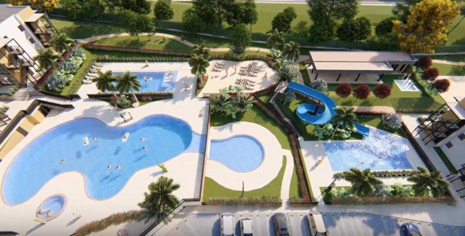 Casa Campestre 3 Piscinas Tobogán y Zonas Verdes Cerca al Parque del Café