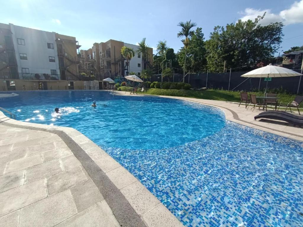 Casa Campestre 3 Piscinas Tobogán y Zonas Verdes Cerca al Parque del Café