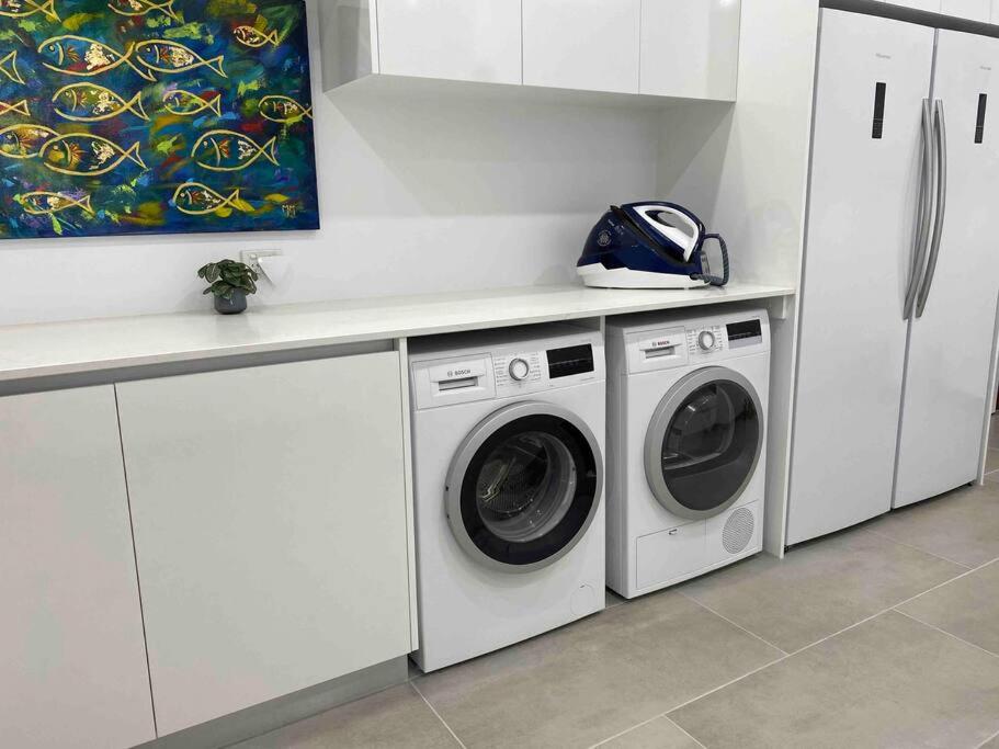 Sunbird Studio Apartment: private apartment walking distance from the beach