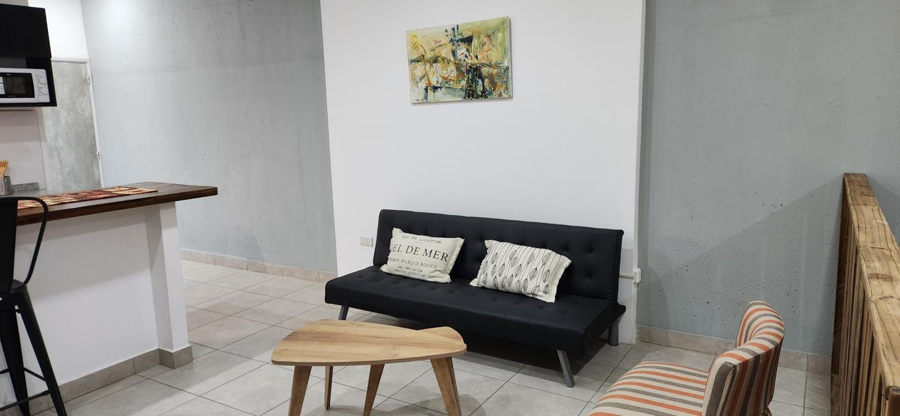 Modern Loft with Parking across from Palmares