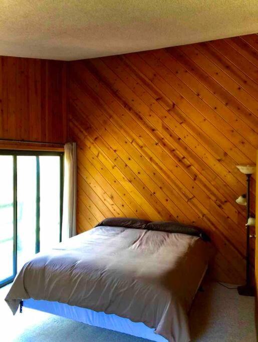 River Retreat+ Indoor Pool & Hot Tub on 3.5 Acres view 3