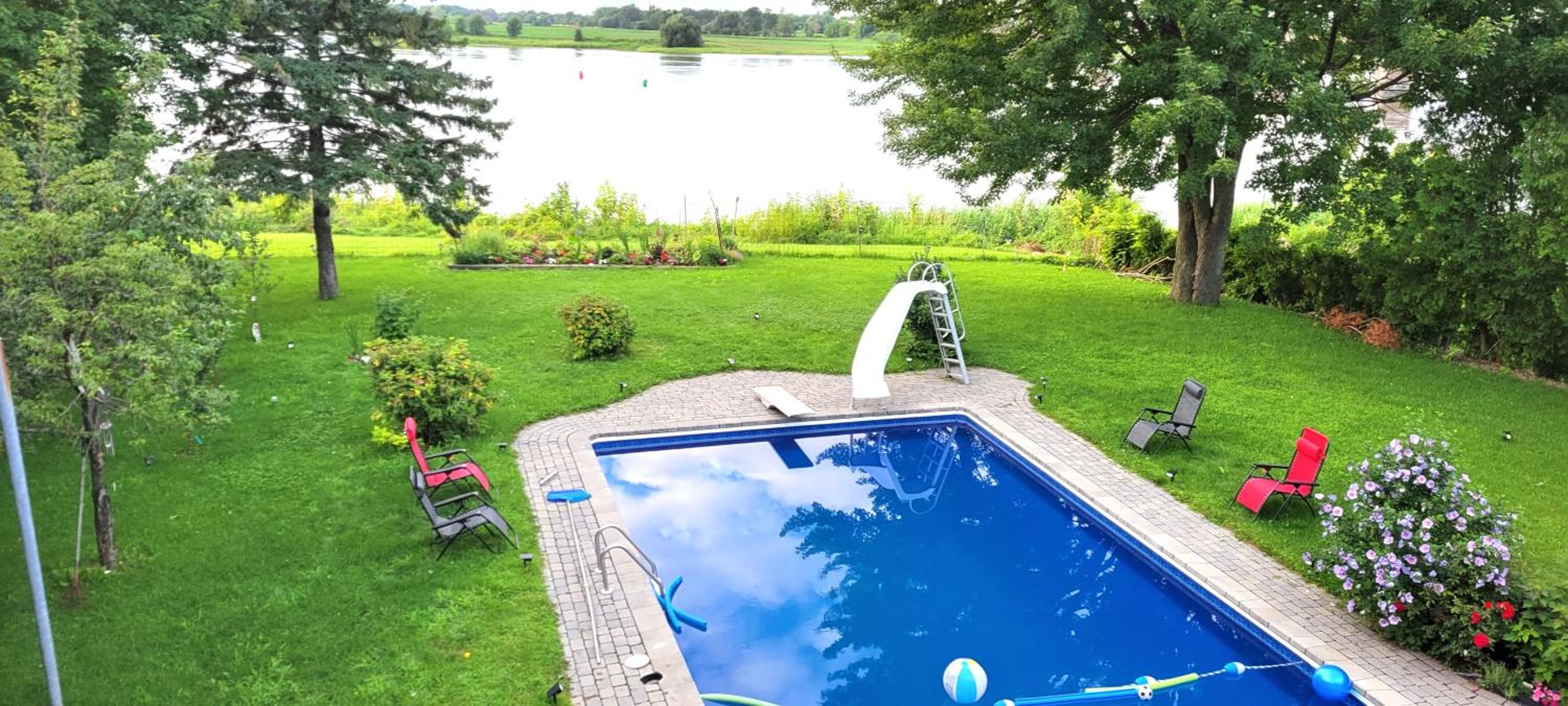 Lady Eden Waterfront Mansion - No party