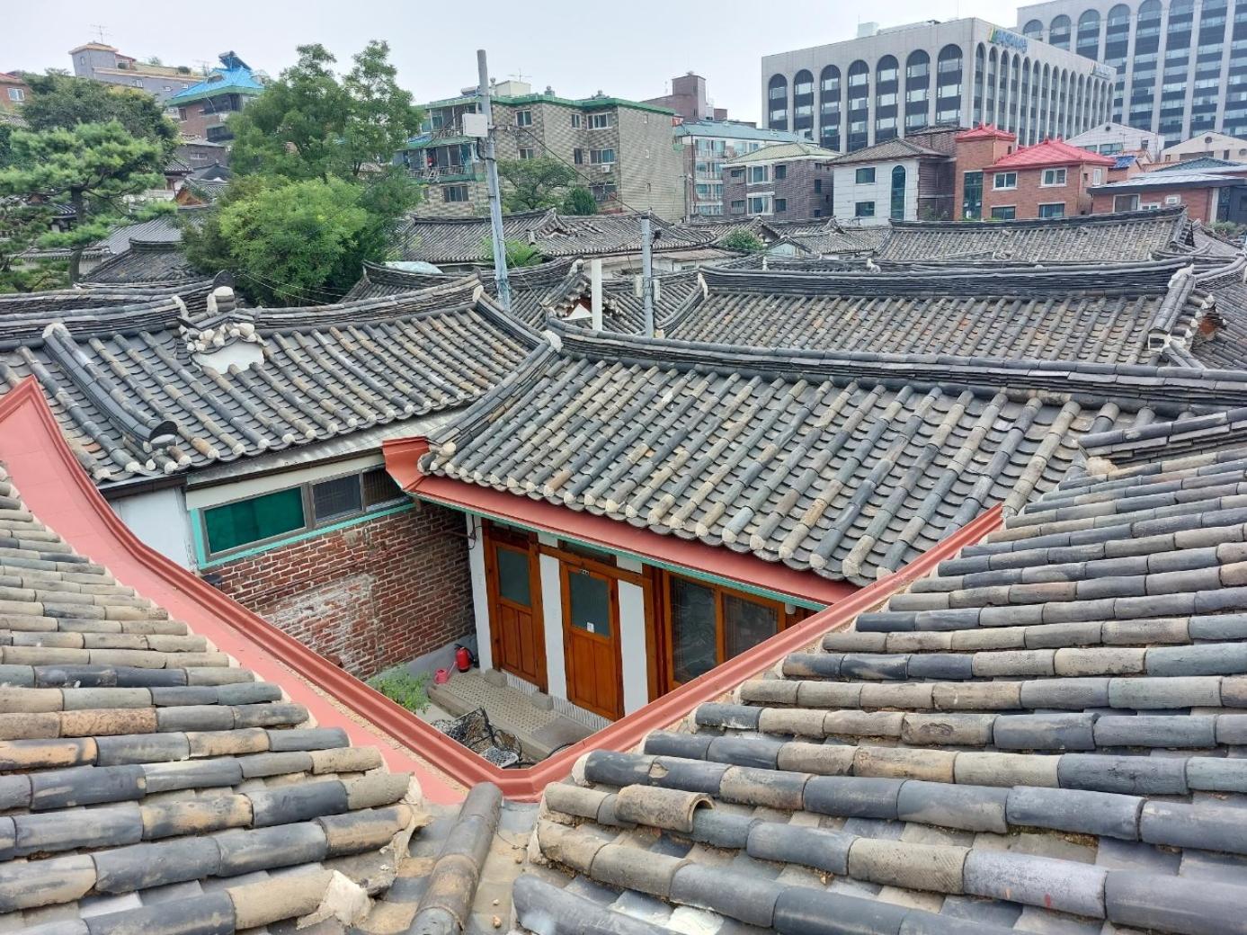 Authentic Leedo Hanok view 2