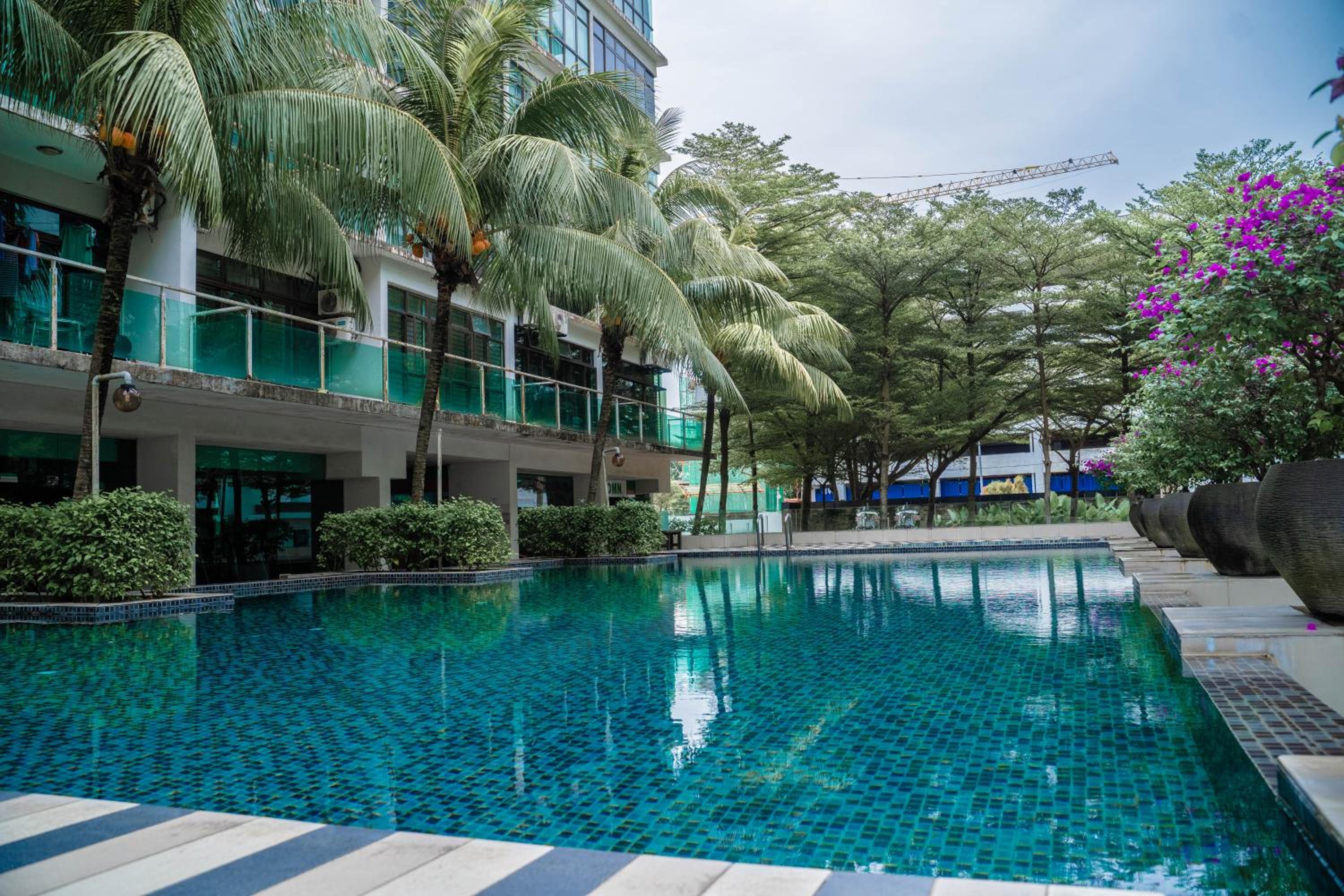 Mount Austin #Palazio A1 Studio Modern-Elegance 1-2Pax #MSPro
