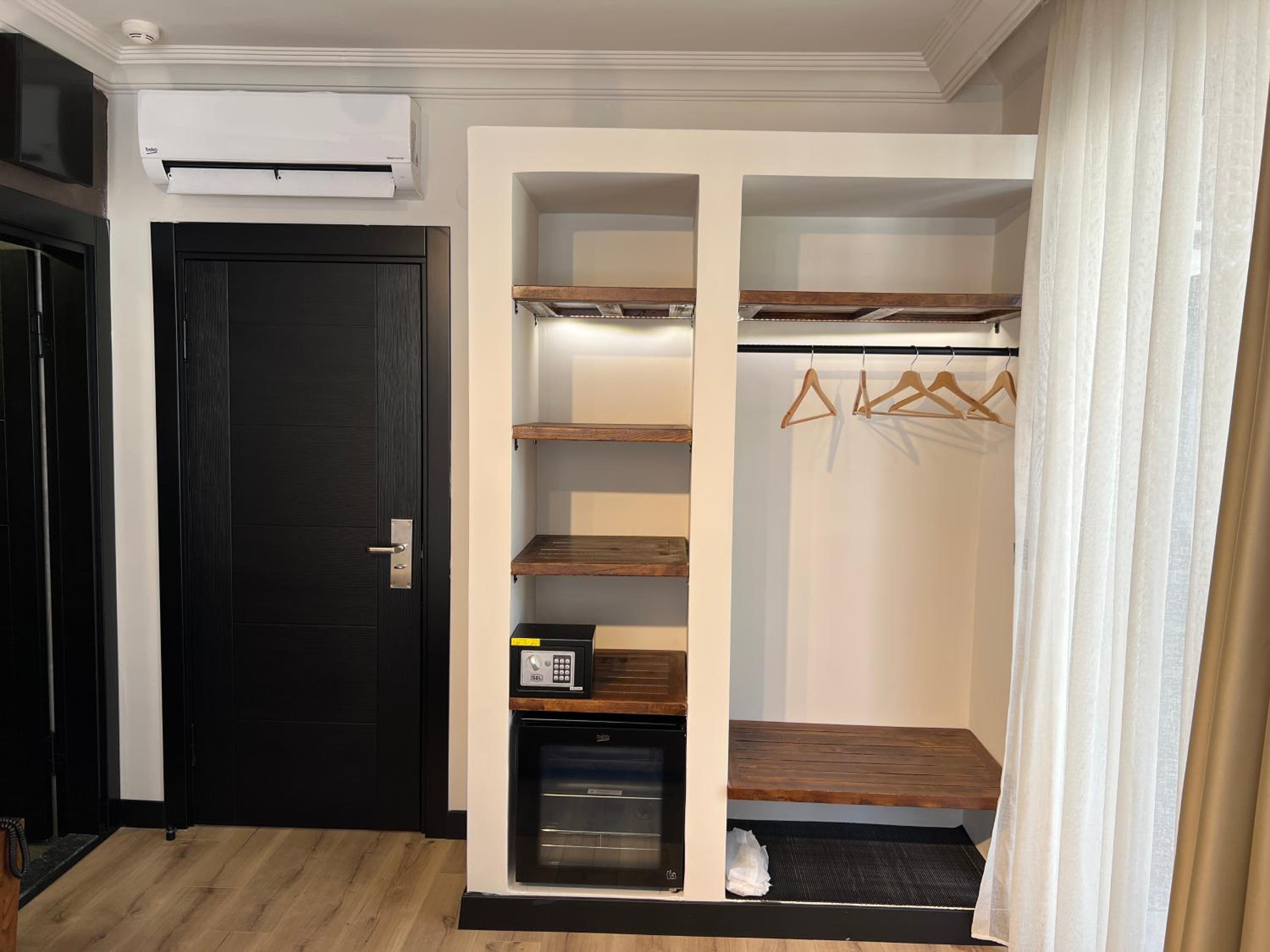 Oji Hotel - Image 24