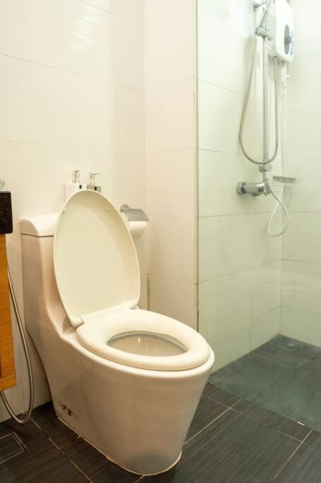 Johor Bahru #Twin Galaxy Studio1-2 Pax Near Ksl City Mall #MSPro