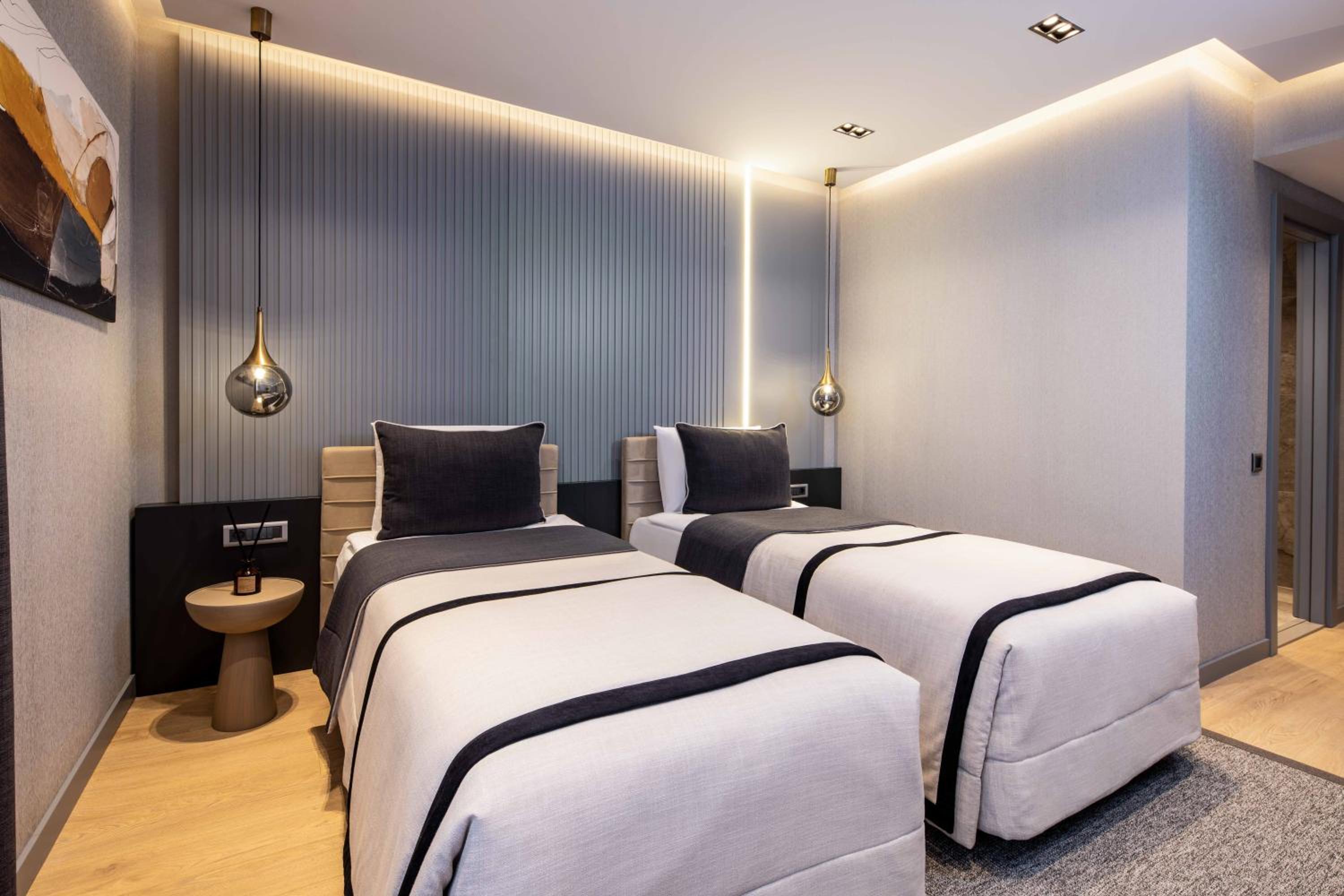 Villa Zurich Otel - Image 25