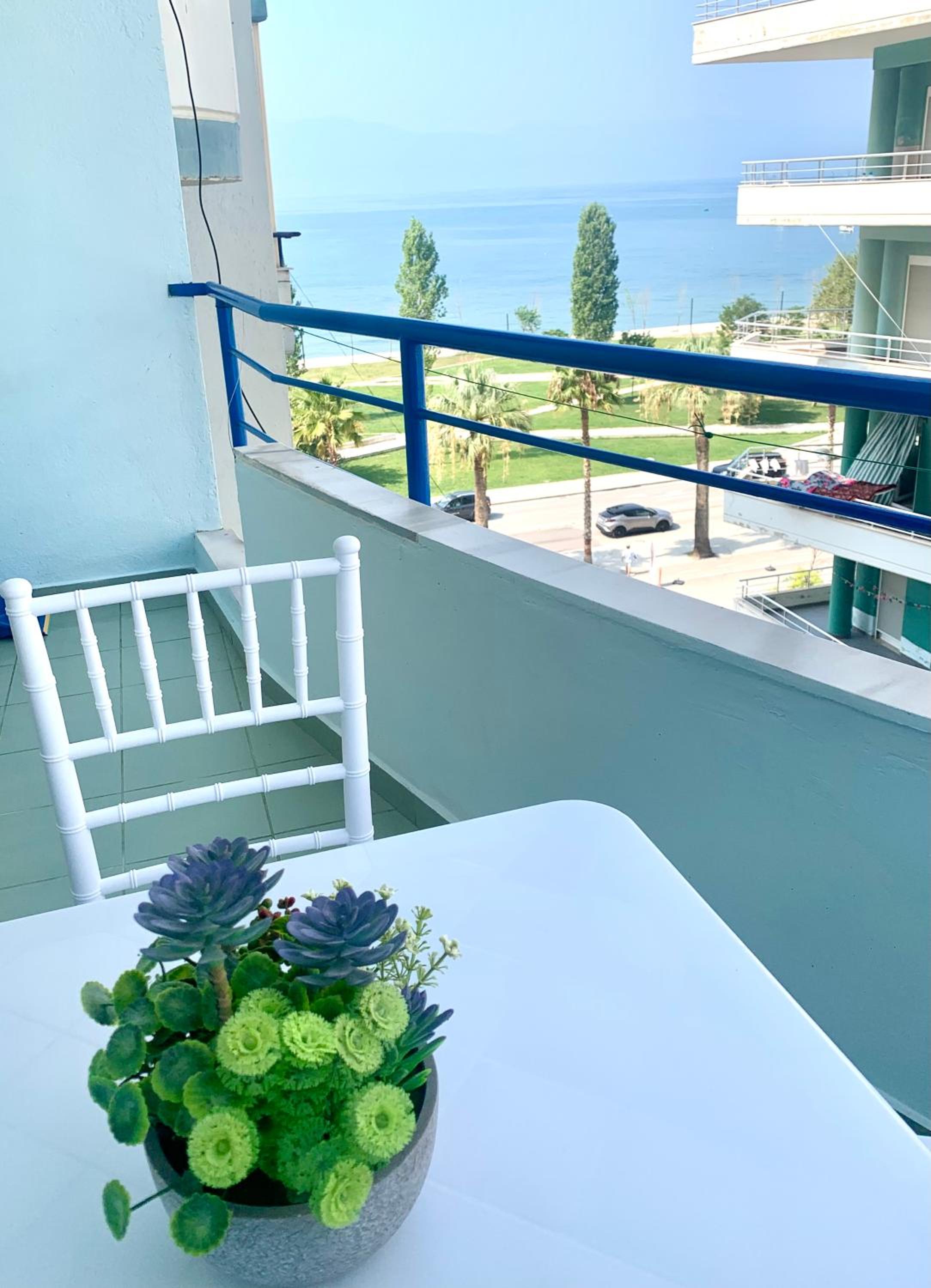 Four Seasons Beach Apartment Vlora