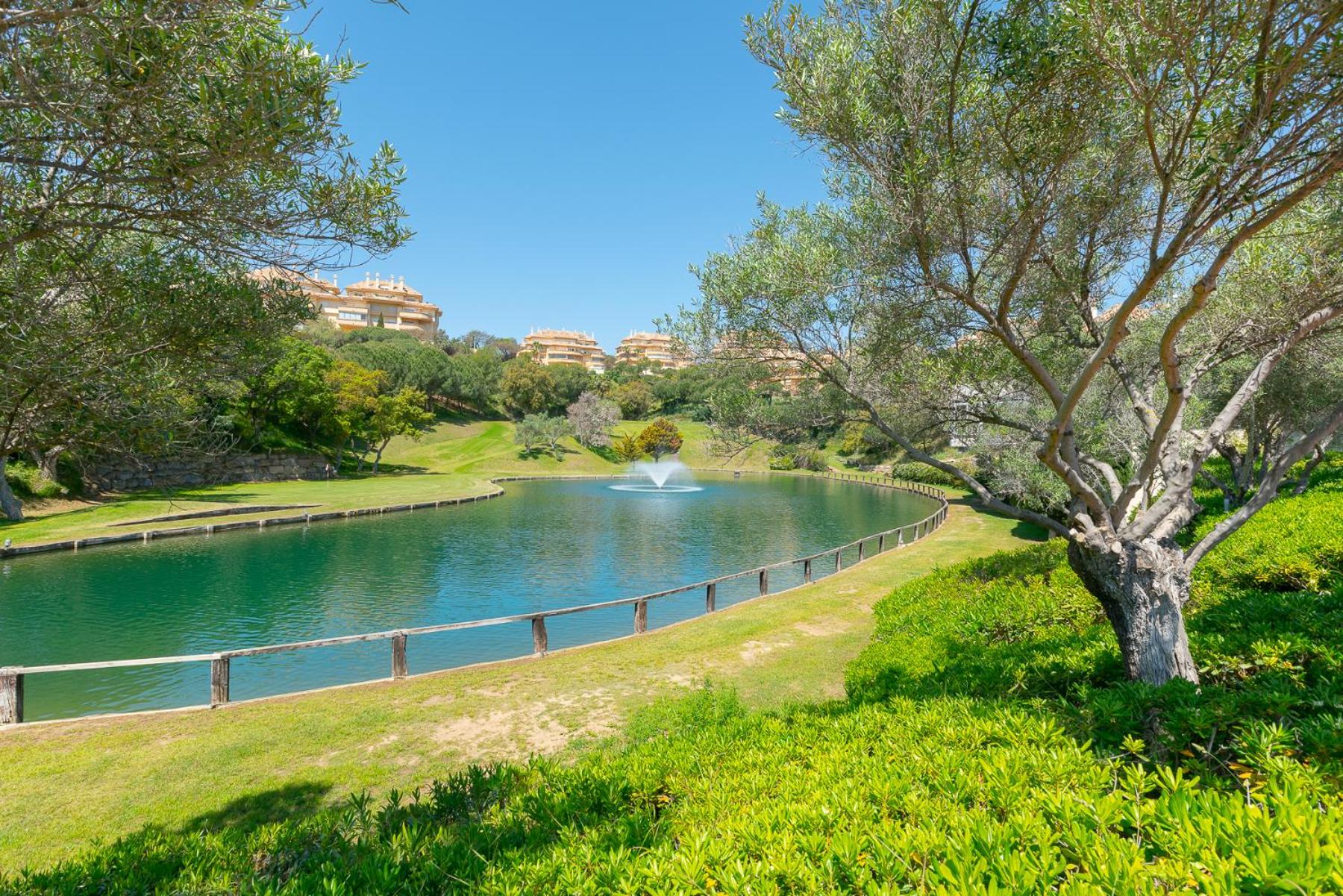 Precioso Apart Elvira Hills.