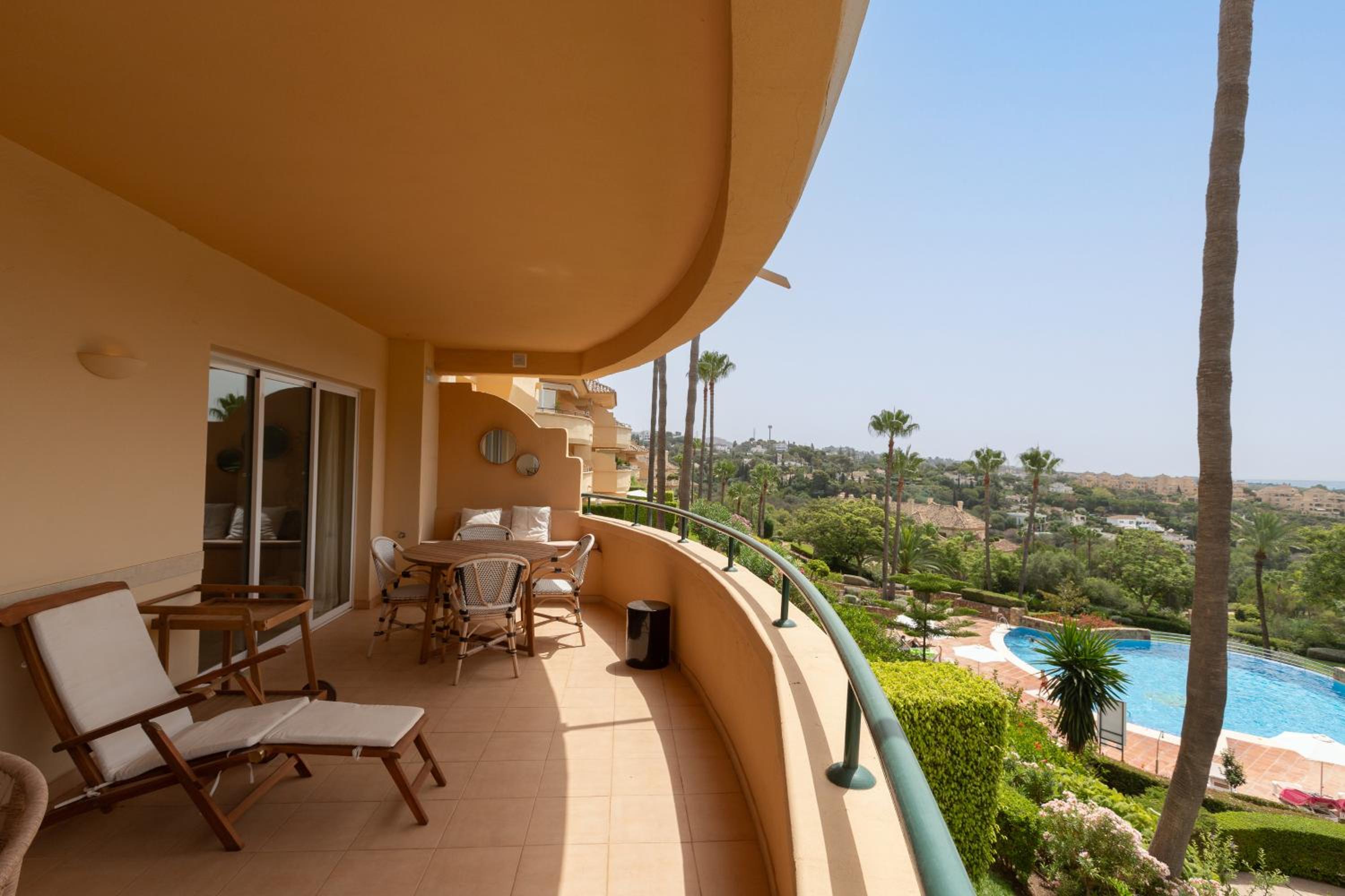 Precioso Apart Elvira Hills.