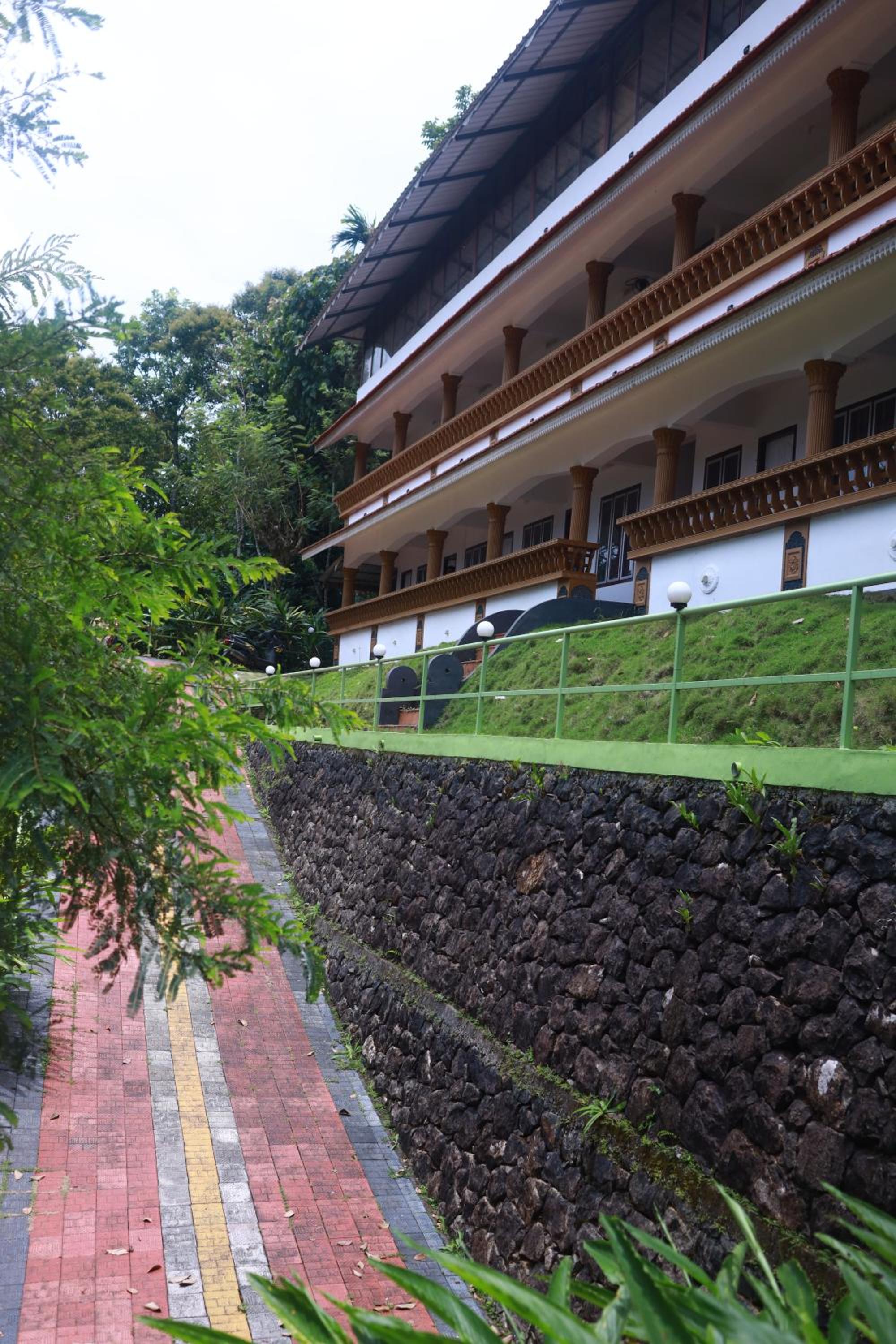 Photo 25
