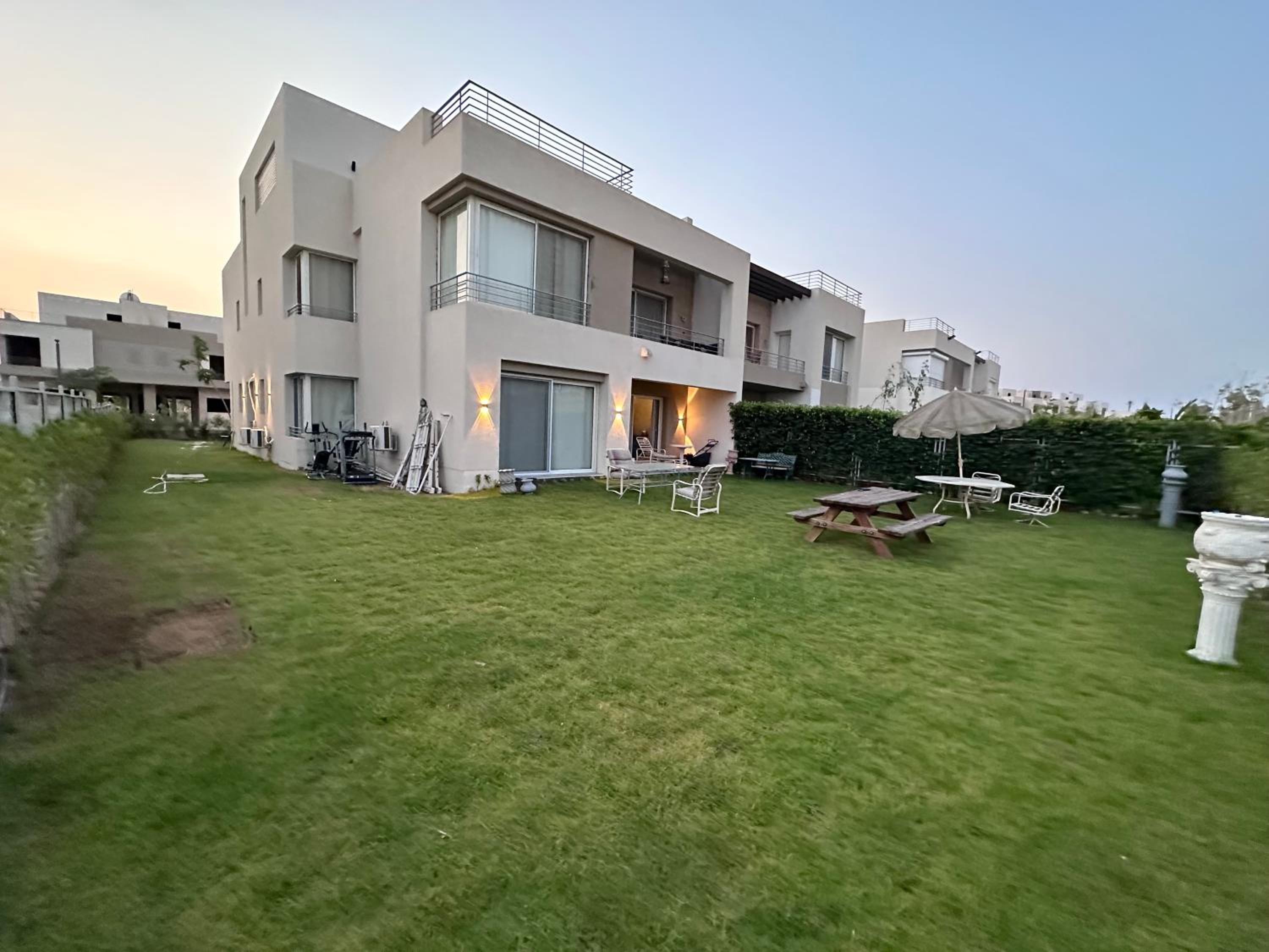 Crown Palm Hills relaxation apartment
