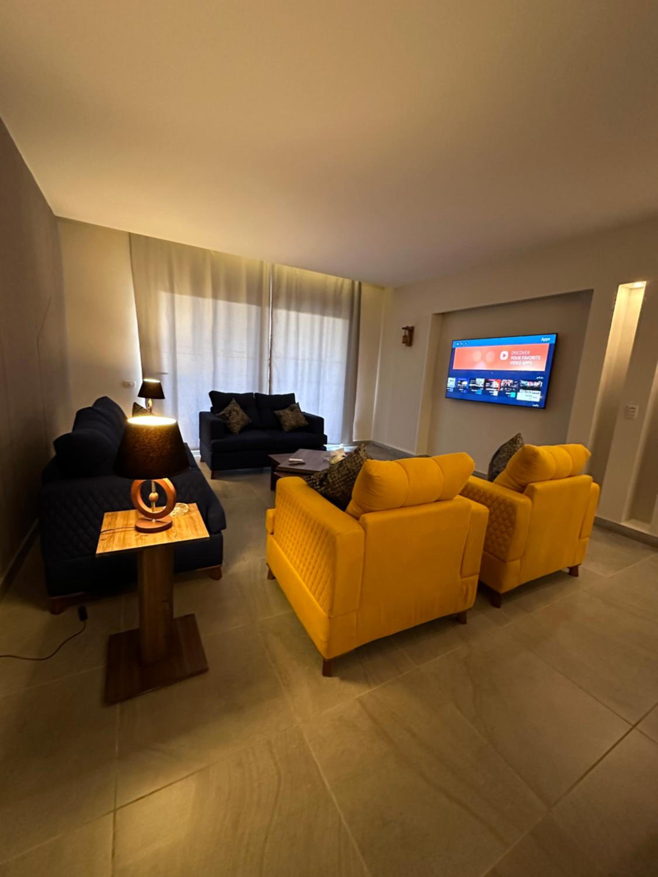 Crown Palm Hills relaxation apartment