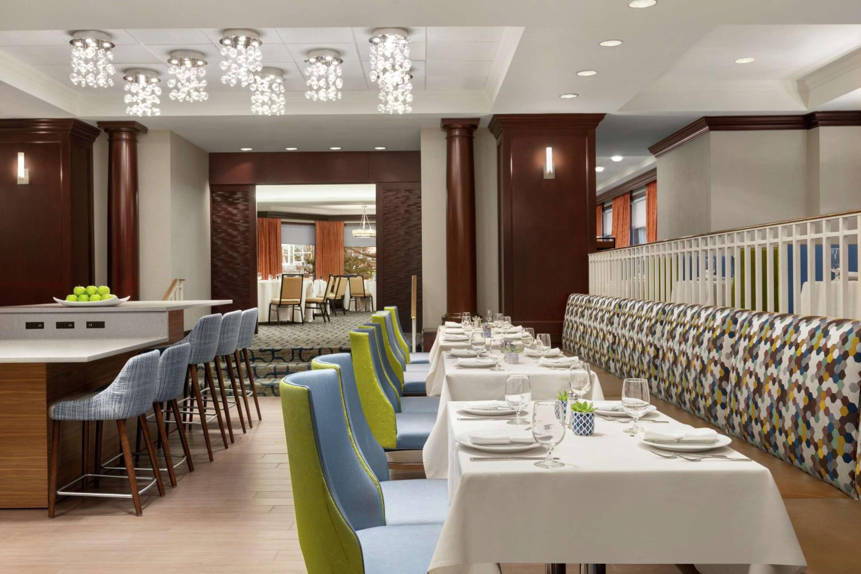 Embassy Suites by Hilton Boston Waltham - Property Image 55