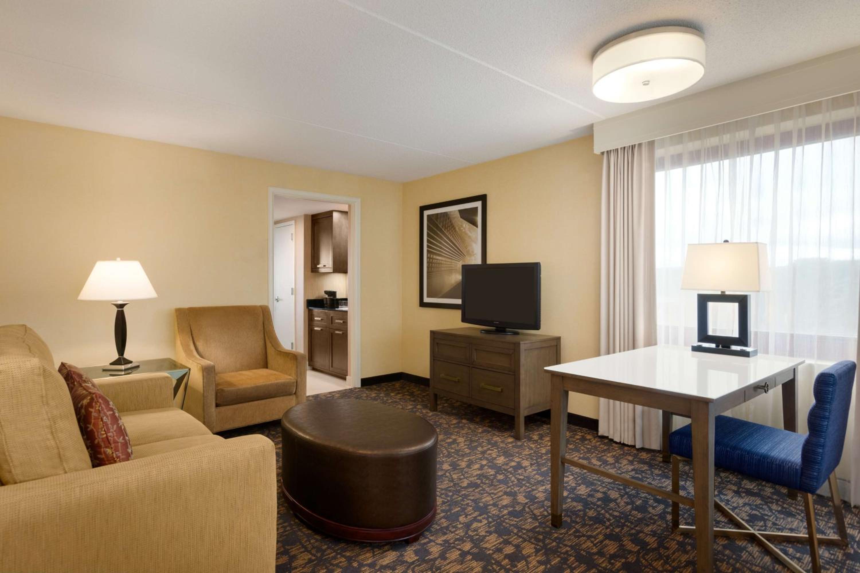 Embassy Suites by Hilton Boston Waltham - Property Image 23