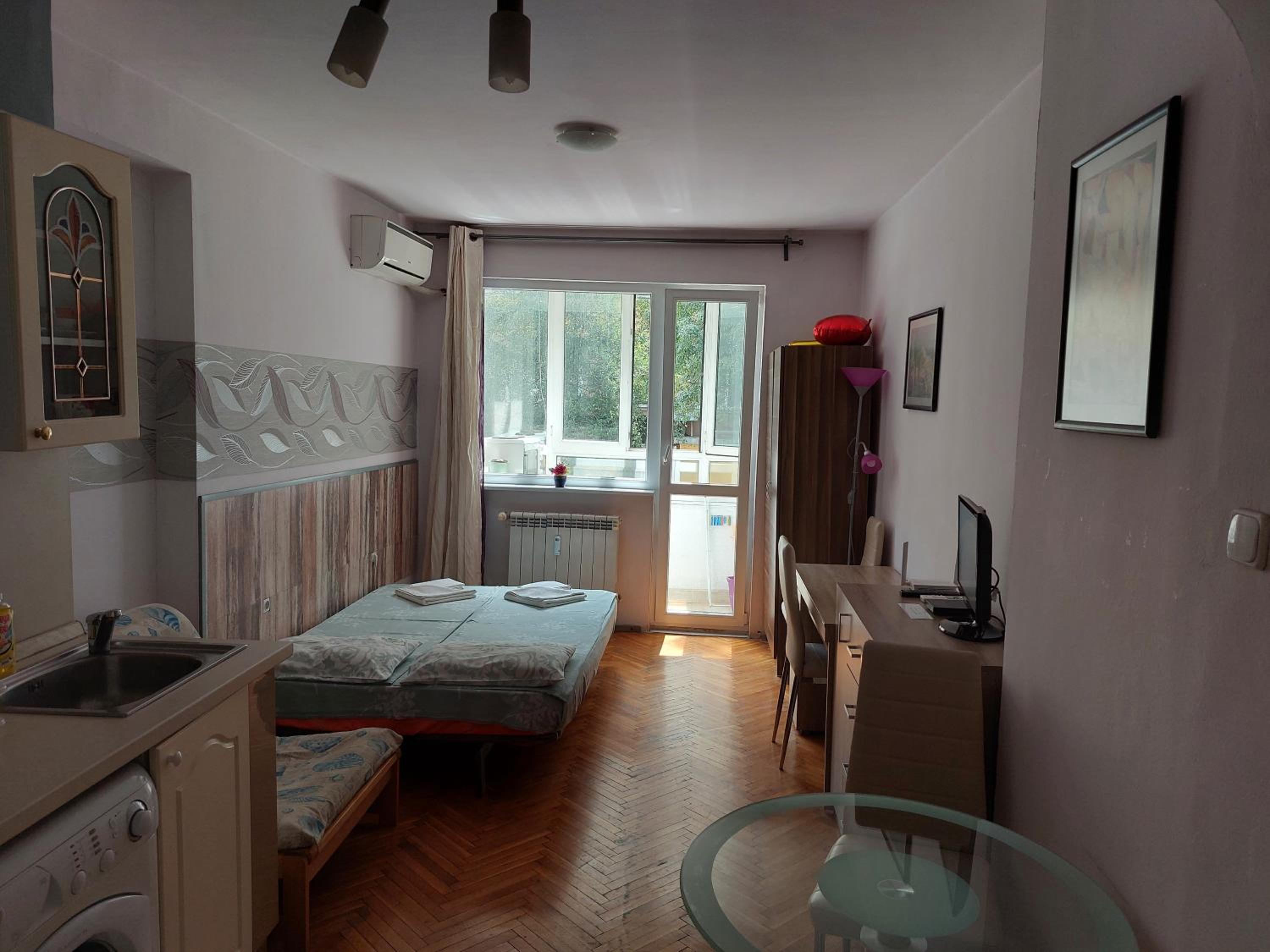Photo 11
