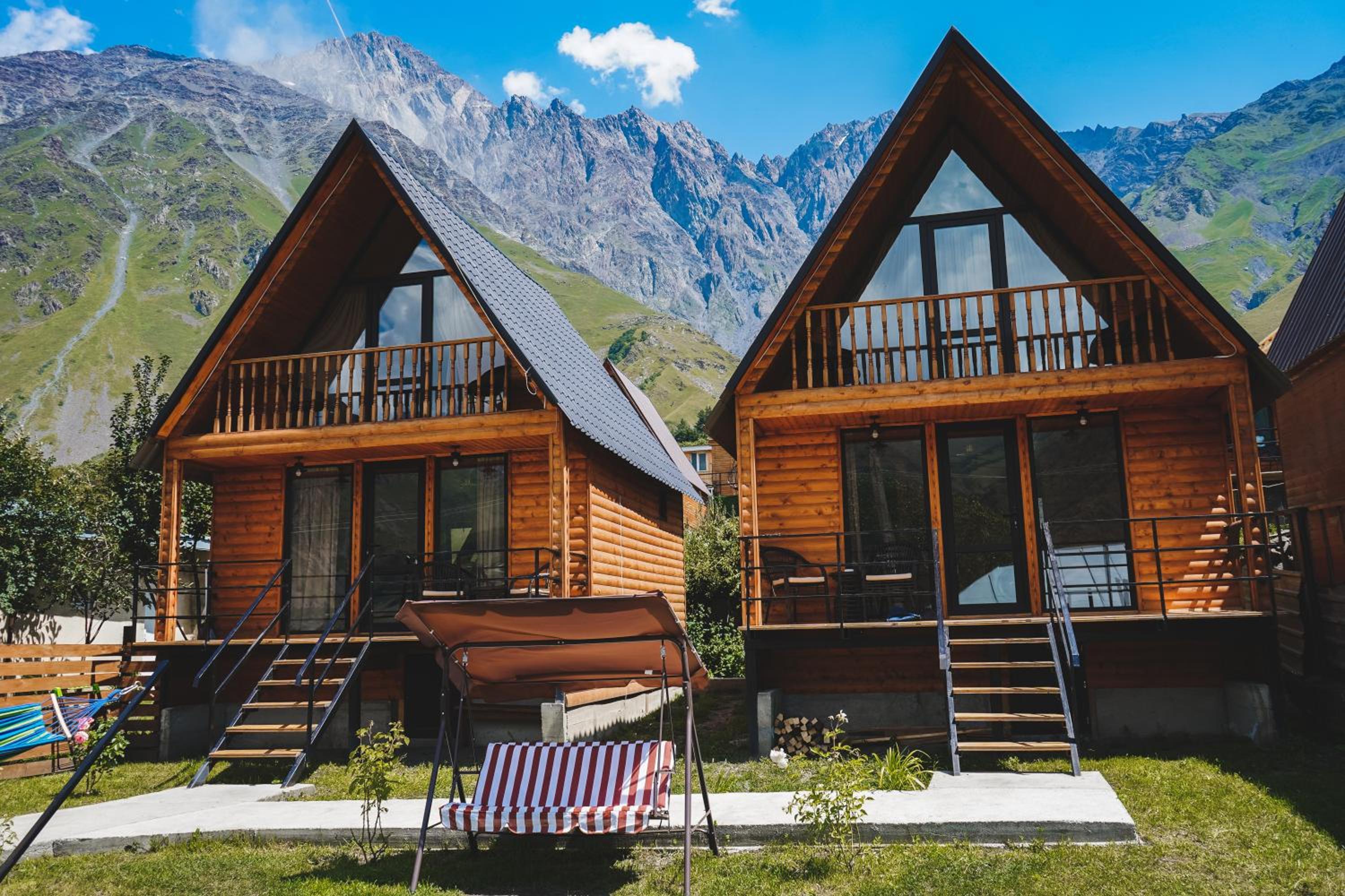 Cottage Caucasus