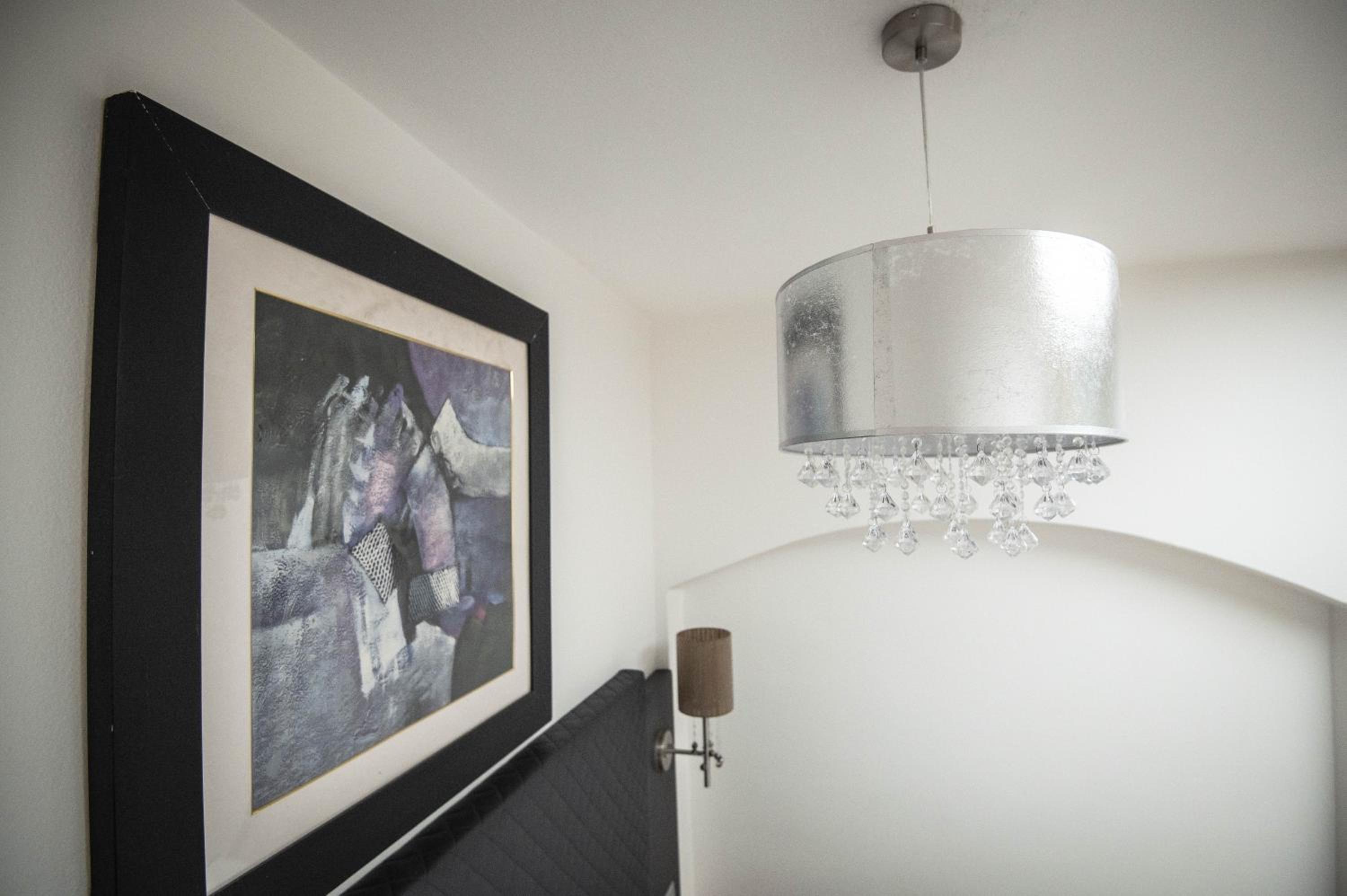 Charles Bridge Hostel & Apartments