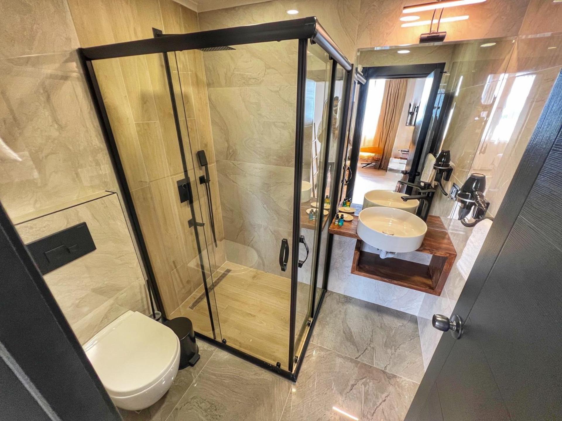 Oji Hotel - Image 34