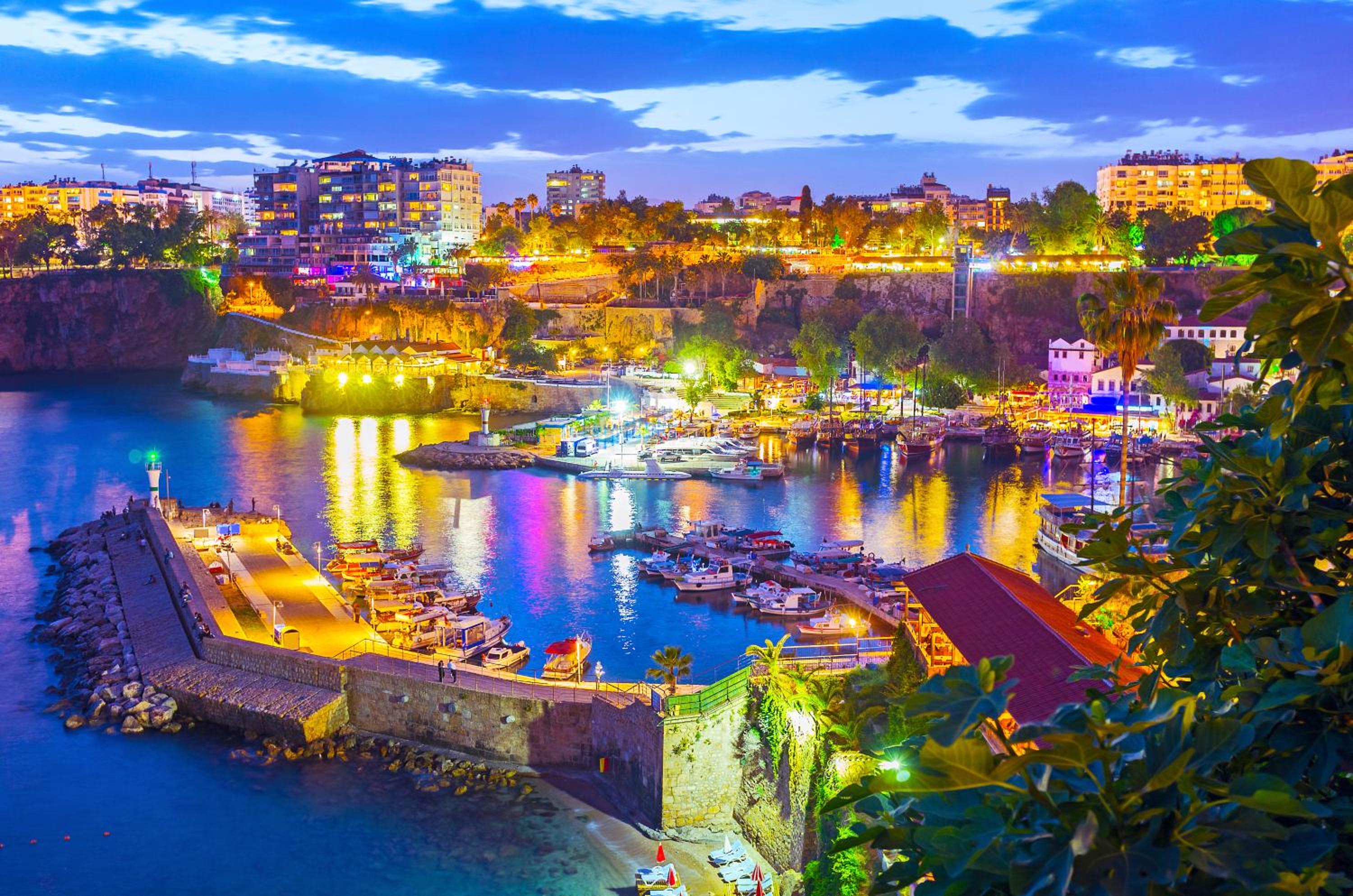 A old town - Image 16