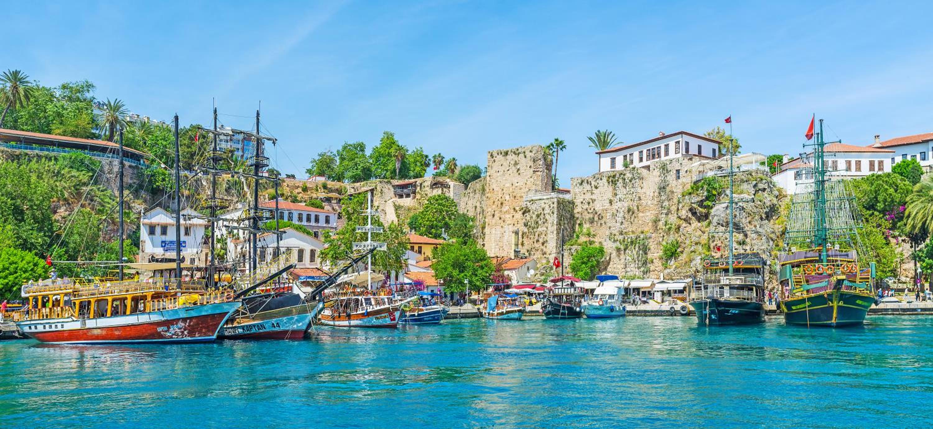 A old town - Image 19