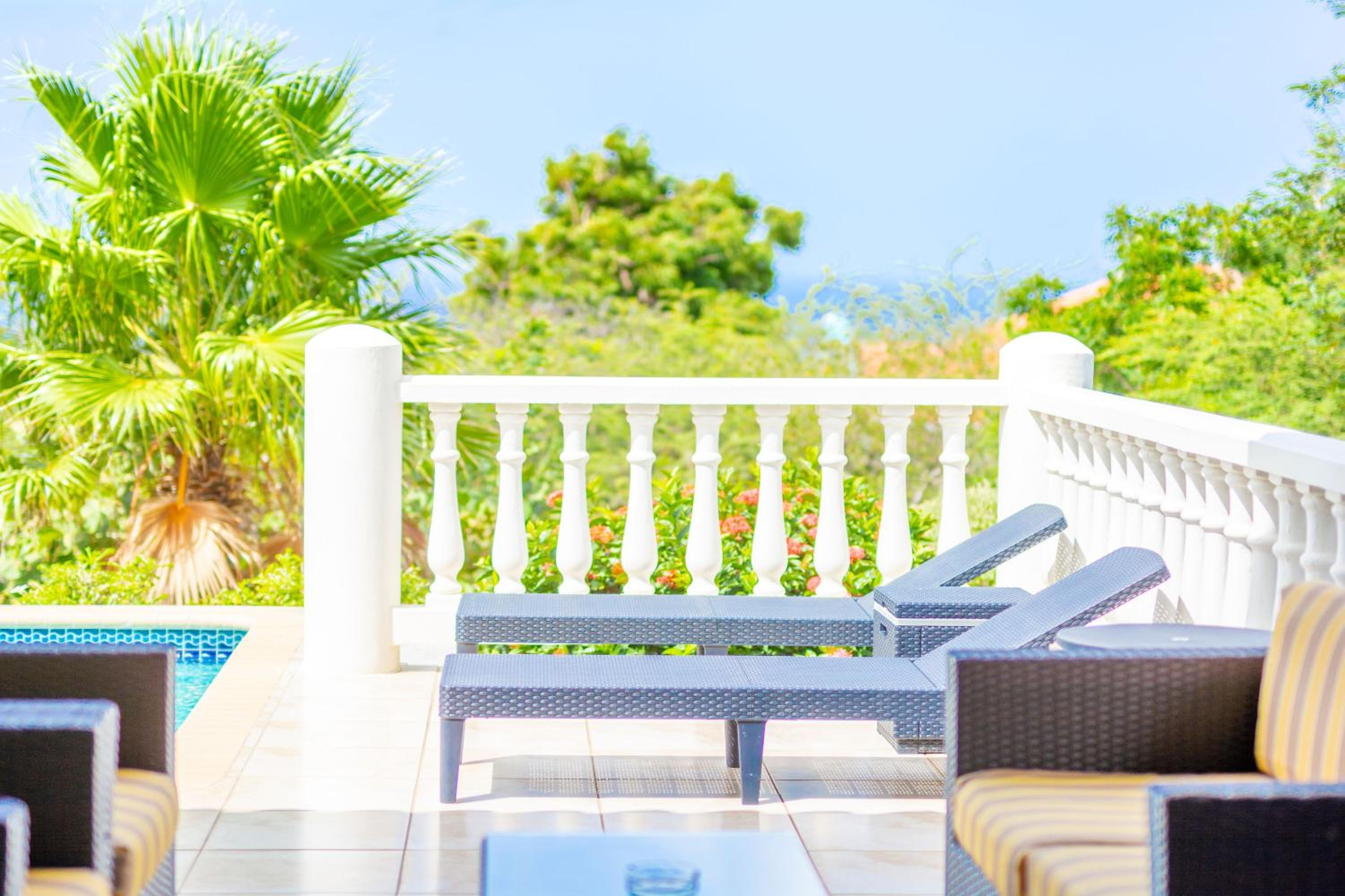 Coral Estate Rentals