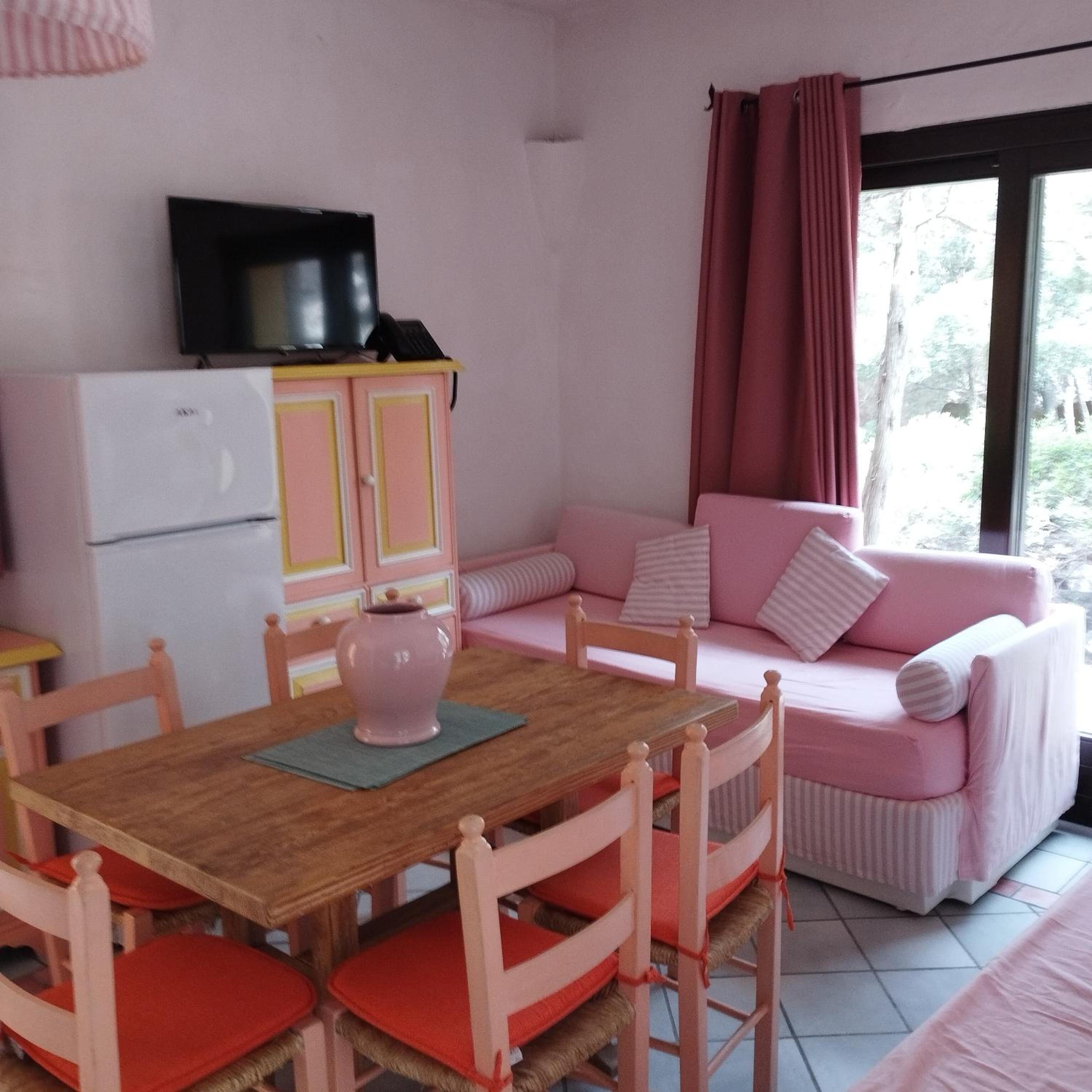 Seaside Apartment Baja Sardinia - Rent from August 8, 2026, to August 29, 2026
