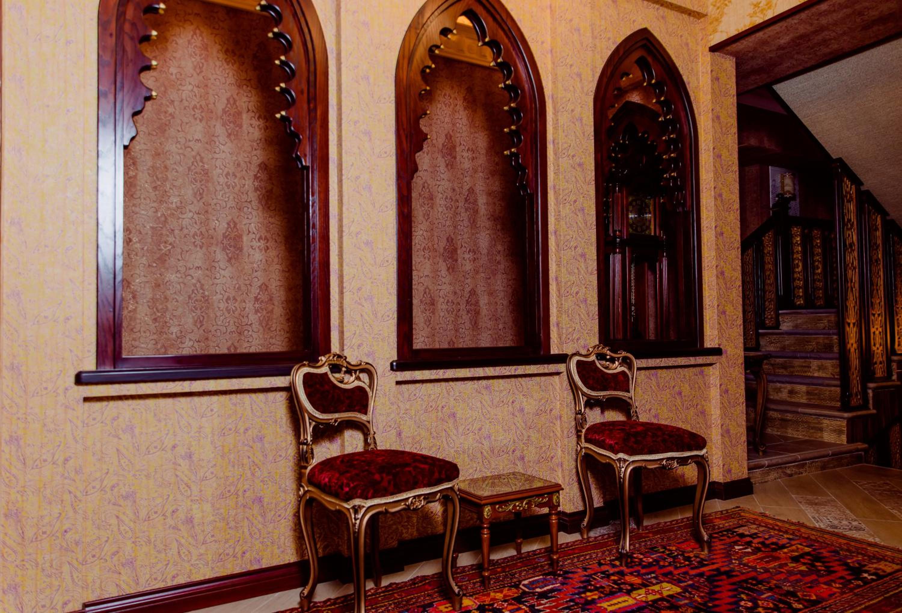 Royal Antique Boutique Hotel
