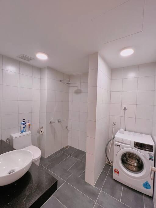 Comfy & Cozy Chambers KL, Near PWTC & Sunway Putra Mall