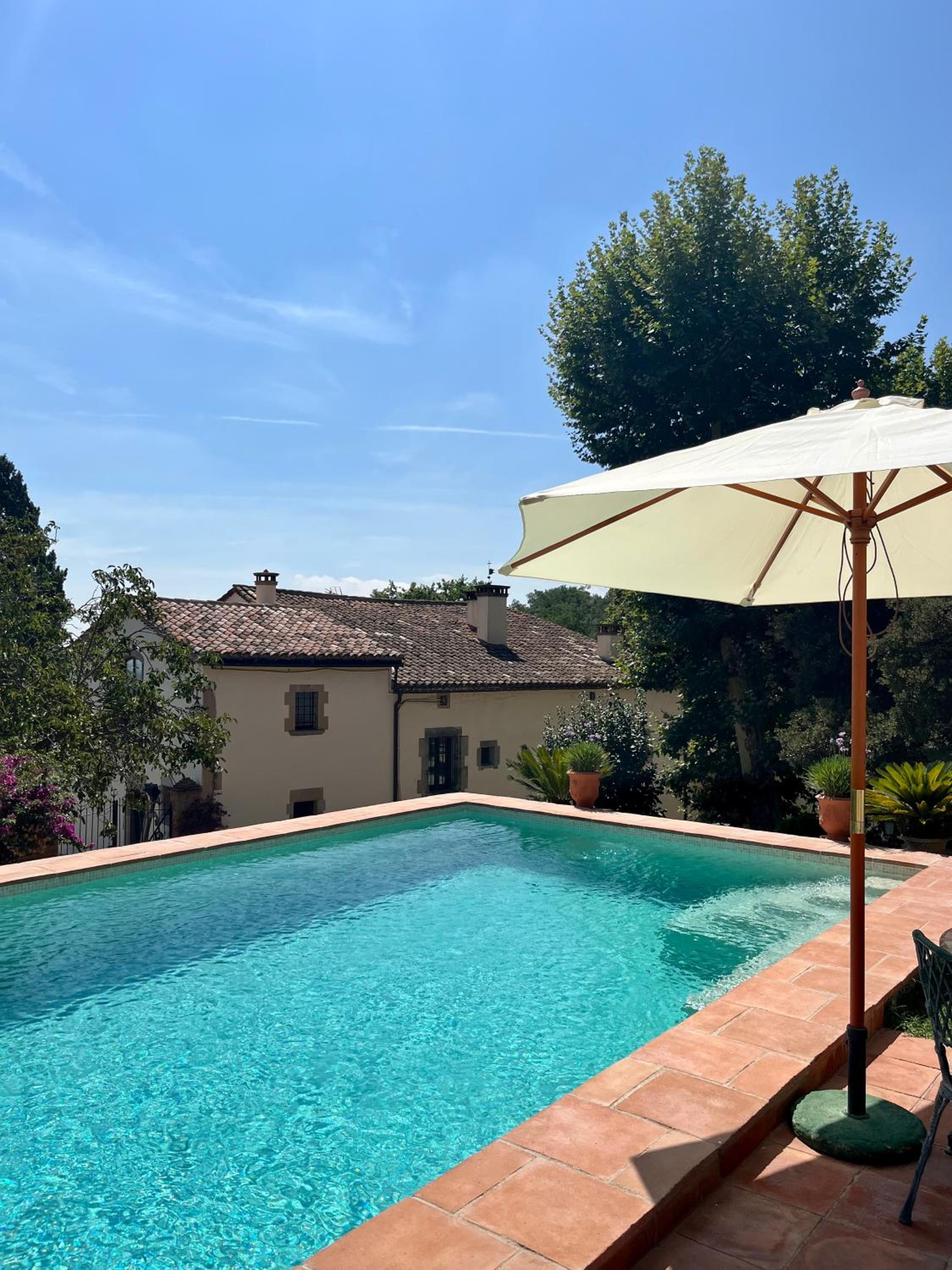 Masia Can Viver - Olive oil tourism B&B